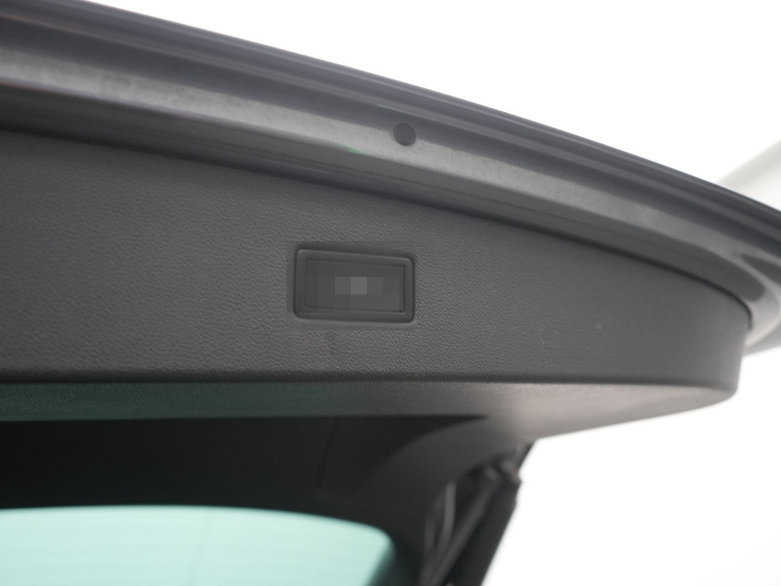 Volkswagen Tiguan R-Line AHK ACC NAVI SHZ PANO foto 4