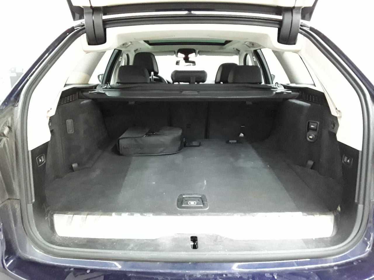 BMW 530e Touring Aut. AHK PANO LED KAMERA foto 8