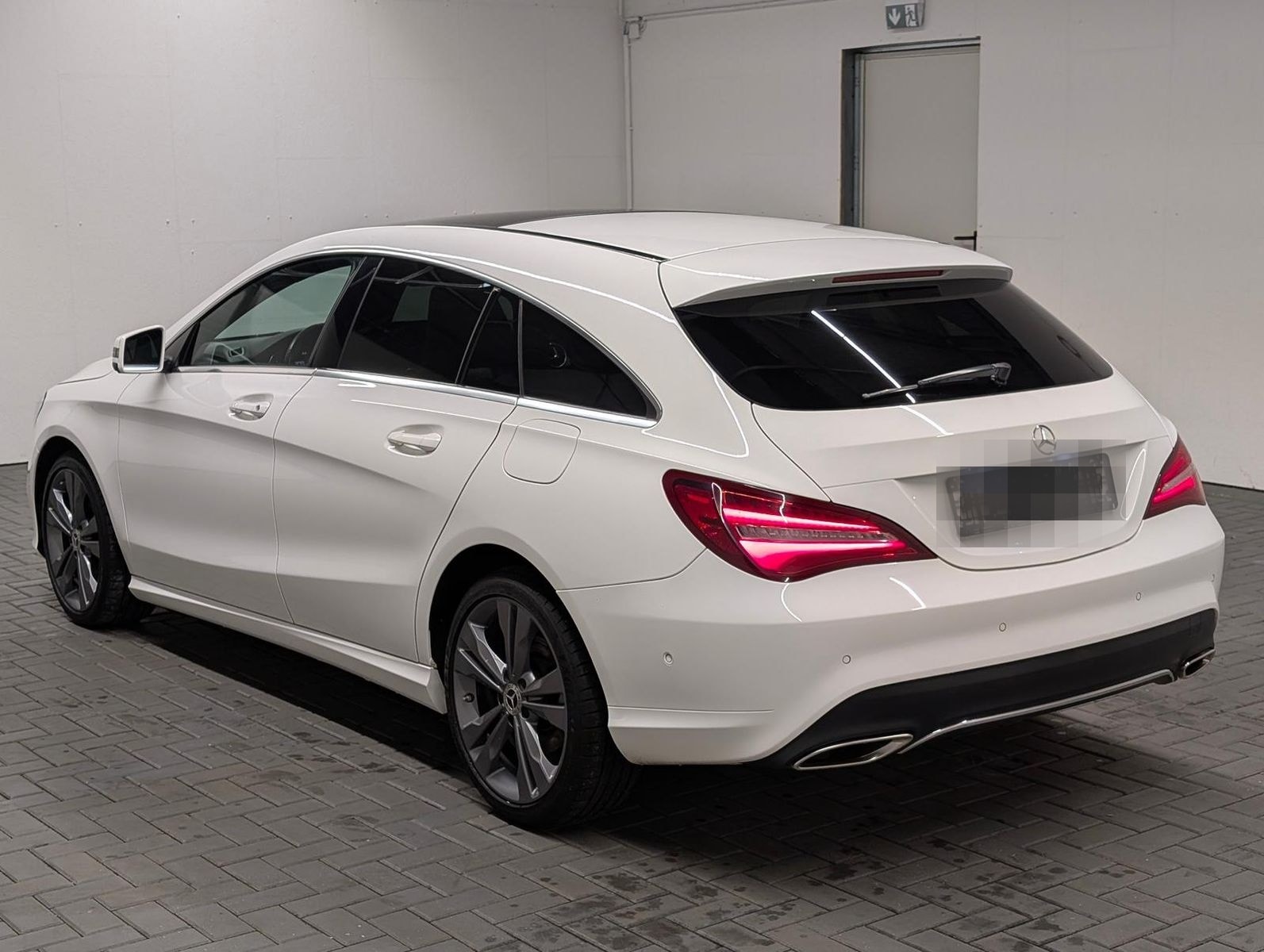 Mercedes-Benz CLA220 SB LED/Navi/SHZ/PDC/Tempom./Pano/18-LM foto 3