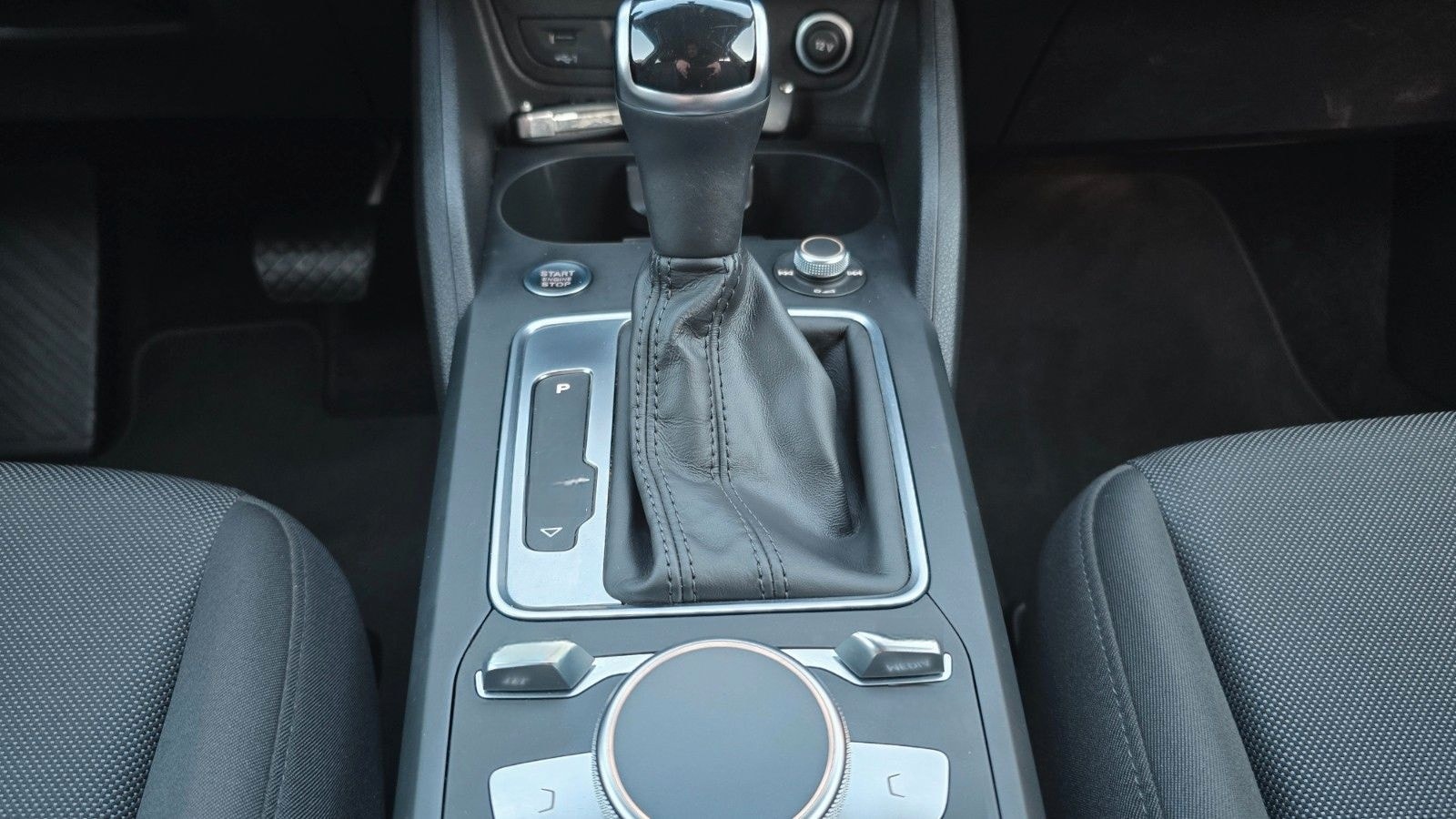 Audi Q2 35TFSI edition one foto 16