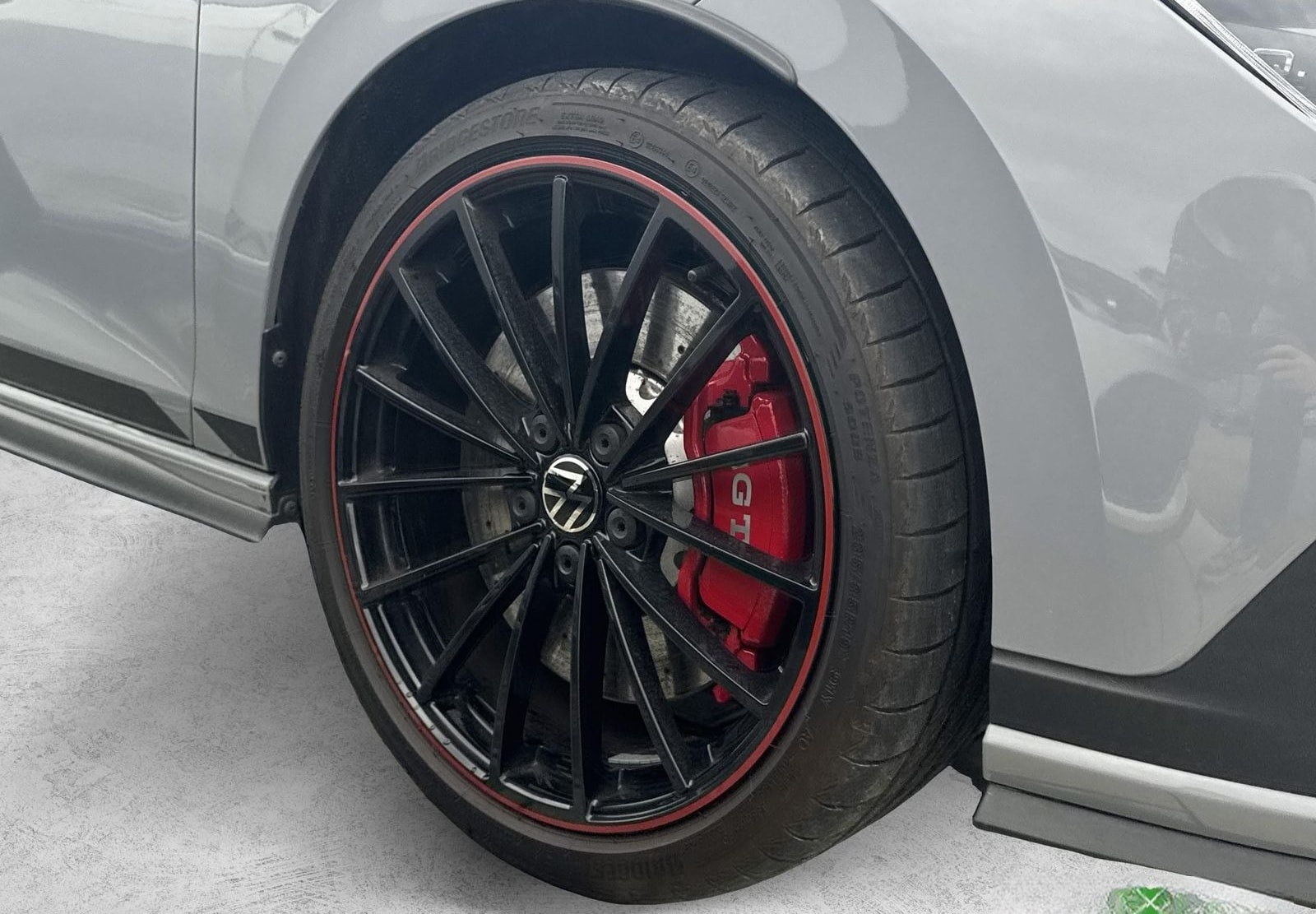 Volkswagen Golf VIII GTI Clubsport 2.0 TSI DSG MATRIX KAMER foto 4