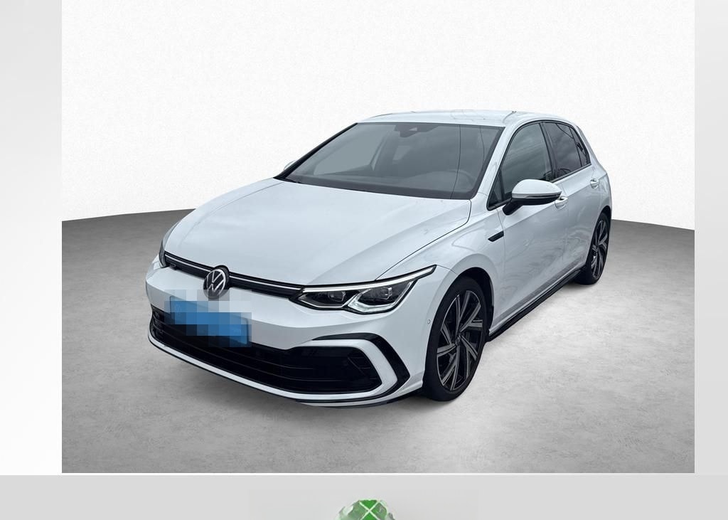 Volkswagen Golf VIII R-Line 1.5 TSI NAVI ACC LED HARMAN KAR foto 1