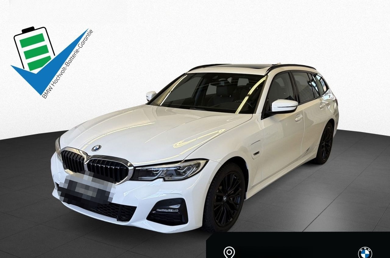 BMW 330e Touring M Sport AHK,Pano,HuD,HiFi,Kam,St+Go