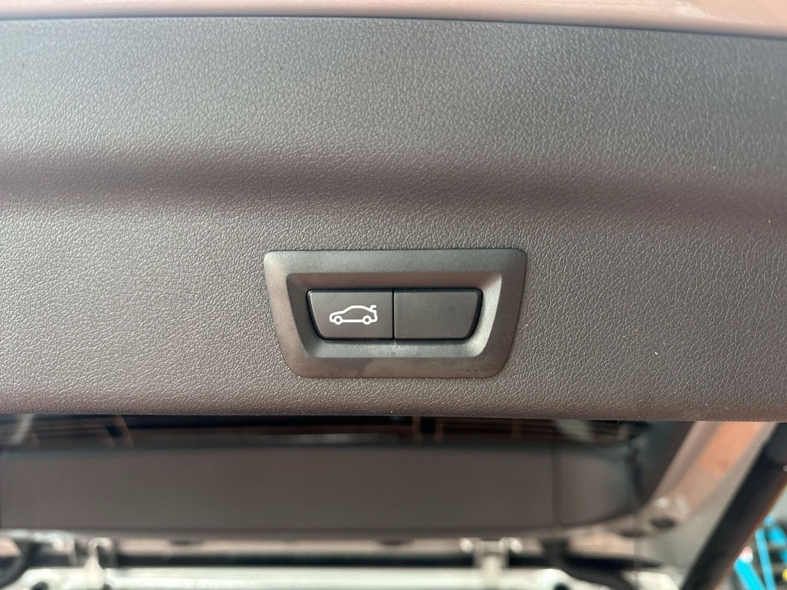 BMW X1 sDrive20i xLine*AHK*HK HiFi*DAB*Adapt. LED*Pa foto 19