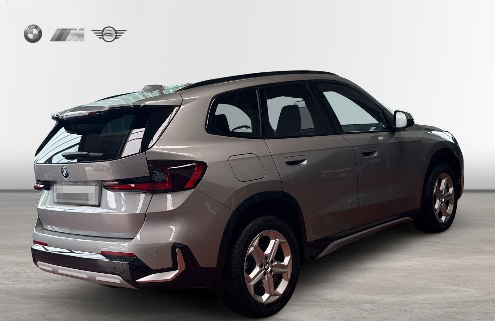 BMW X1 sDrive20i xLine*AHK*HK HiFi*DAB*Adapt. LED*Pa foto 5