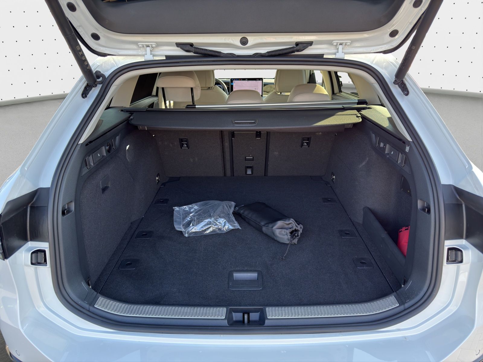 Volkswagen Passat 2.0 TDI Elegance Navi*AHK*IQ-Light*IQ-Dri foto 12