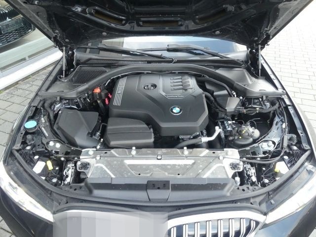 BMW 318 i Tour M Sportp. AHK°ACC*18"-Ad.LED°el.Sitze foto 5