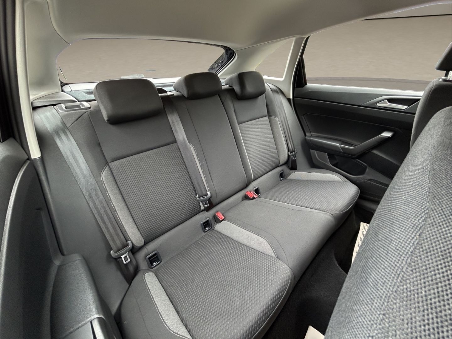 Volkswagen Taigo 1.0 TSI ''X-tra'' DSG (LED/ACC/Totwinkelas foto 13