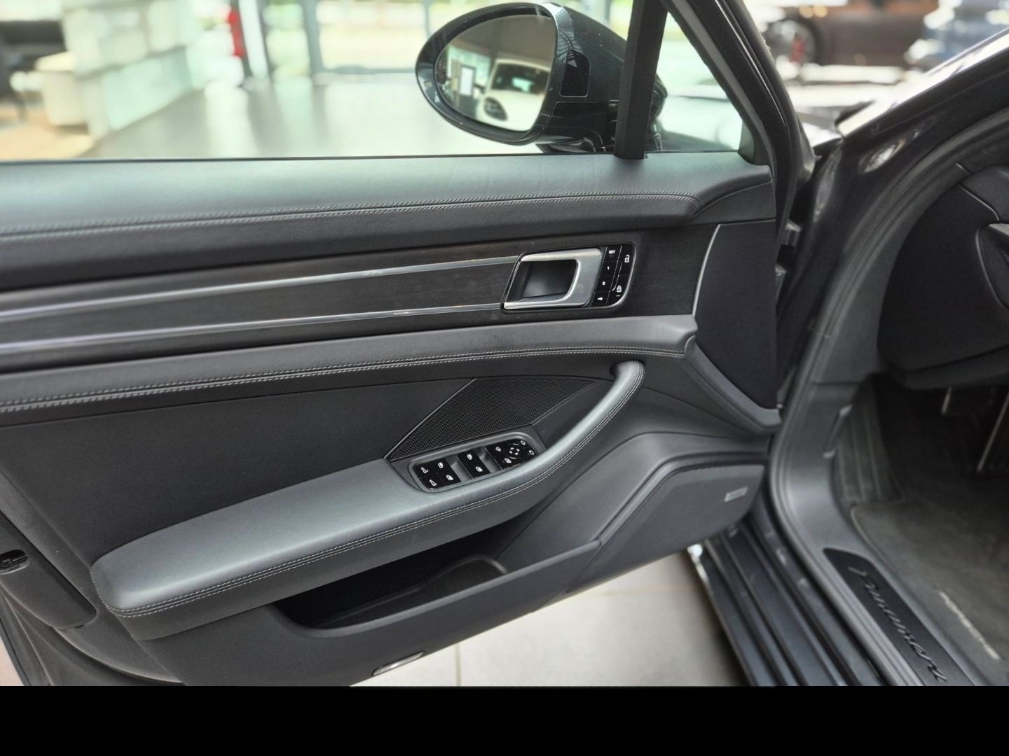 Porsche Panamera GTS Sport Turismo Pano SportDesign BOSE foto 5