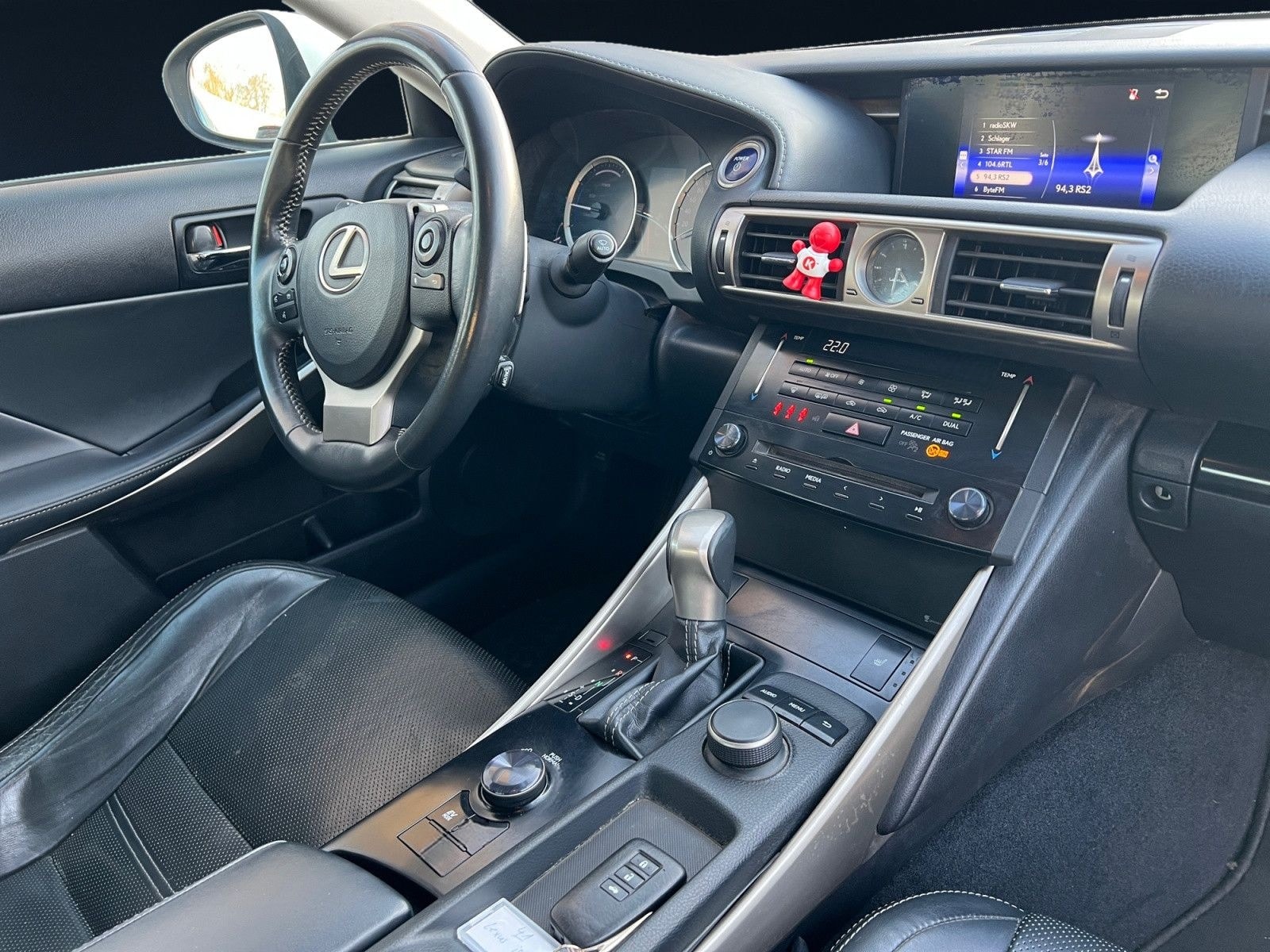 Lexus IS 300h/Automatik/Kamera/2. Hand foto 12