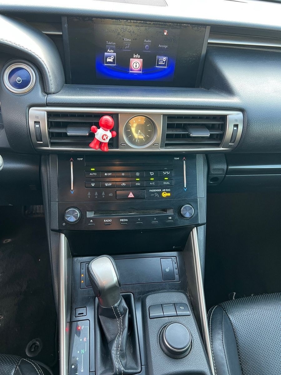 Lexus IS 300h/Automatik/Kamera/2. Hand foto 14