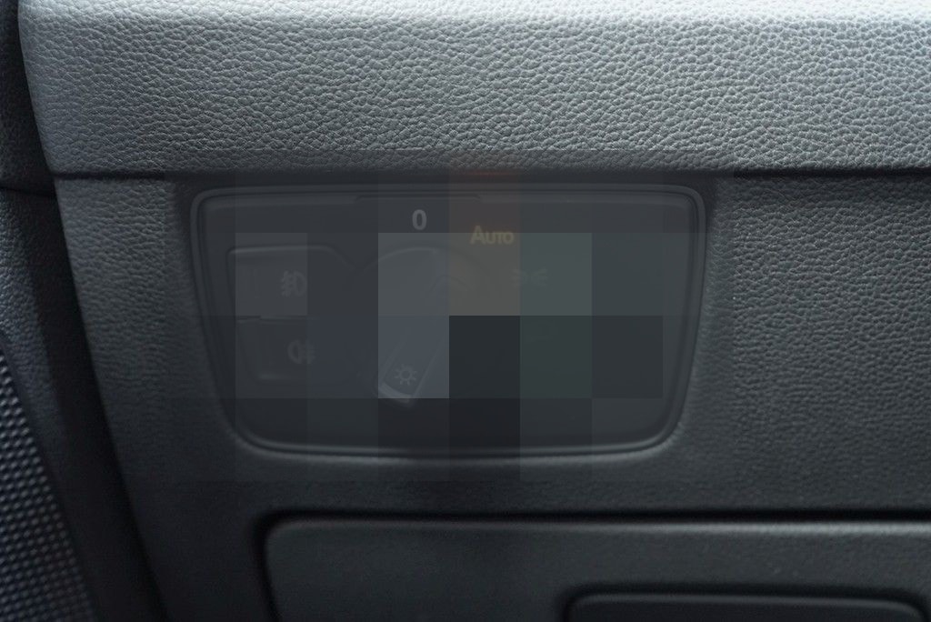 Volkswagen Passat Variant 2,0 TDI DSG,LED,Kamera,Navi Stand foto 19