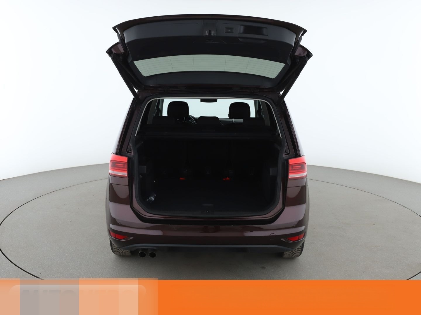 Volkswagen Touran 1.4 TSI Sound BlueMotion*NAVI*CAM*SHZ* foto 17