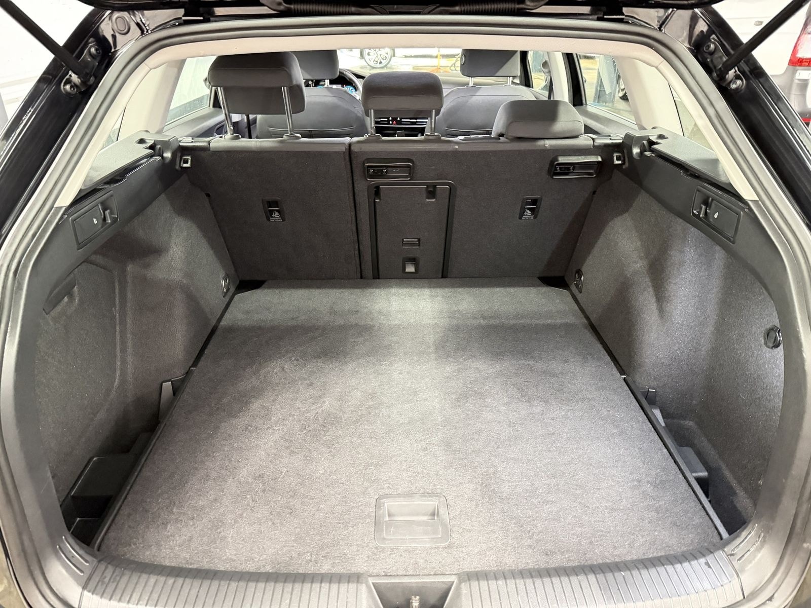 Volkswagen Golf Variant 2.0 TDI SCR DSG Life | LED | ACC foto 14