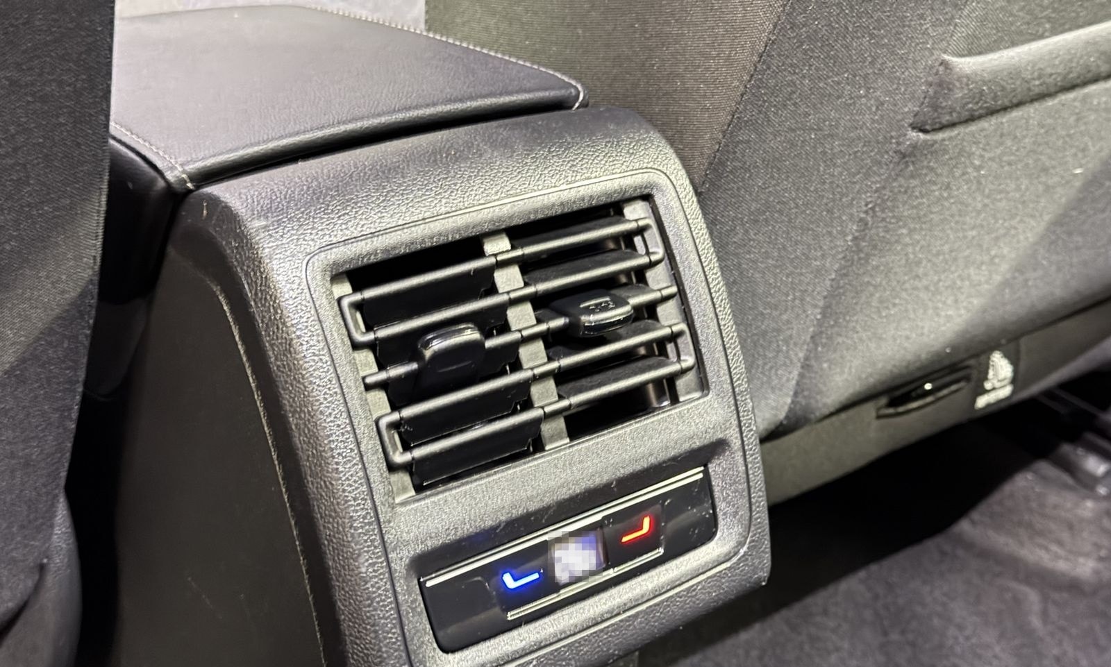 Volkswagen Golf Variant 2.0 TDI SCR DSG Life | LED | ACC foto 19