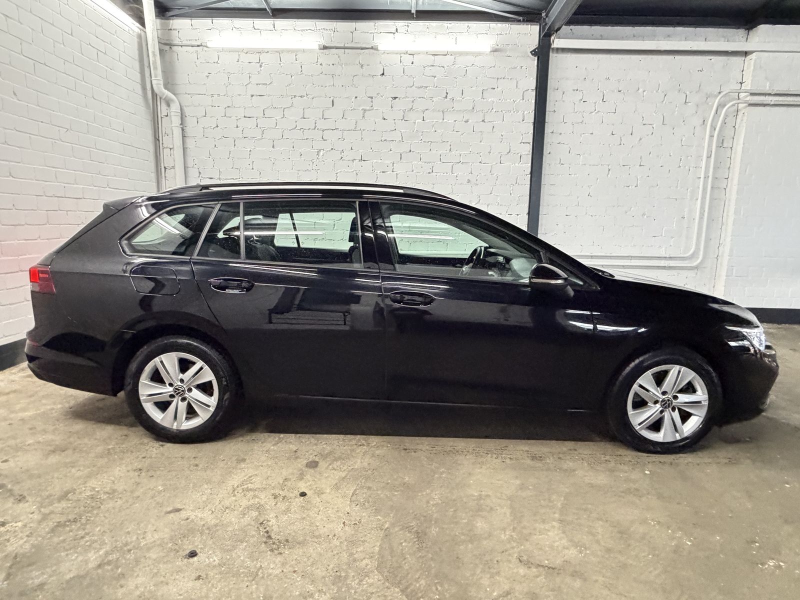 Volkswagen Golf Variant 2.0 TDI SCR DSG Life | LED | ACC foto 8