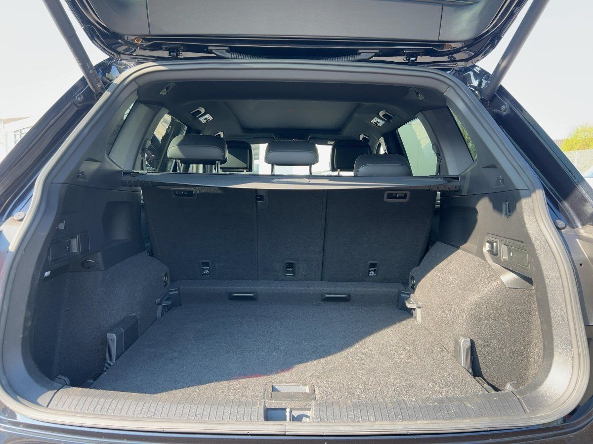 Volkswagen Tiguan Allspace R-Line 4M 2.0 TDI DSG AHK+ACC+RF foto 7