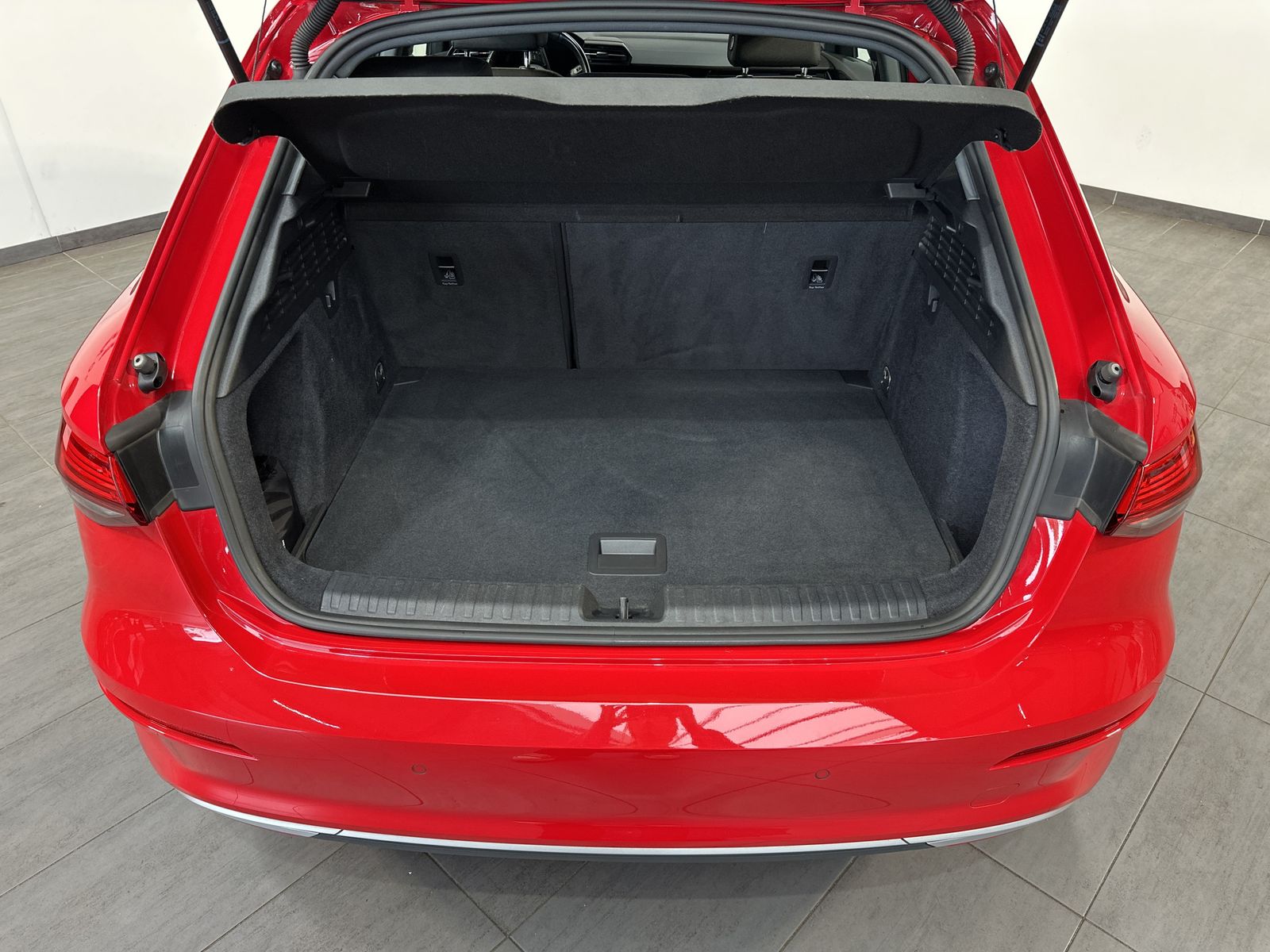 Audi A3 SpB 35 TDI advanced NAV+LED+PARKLENKASSISTENT foto 6