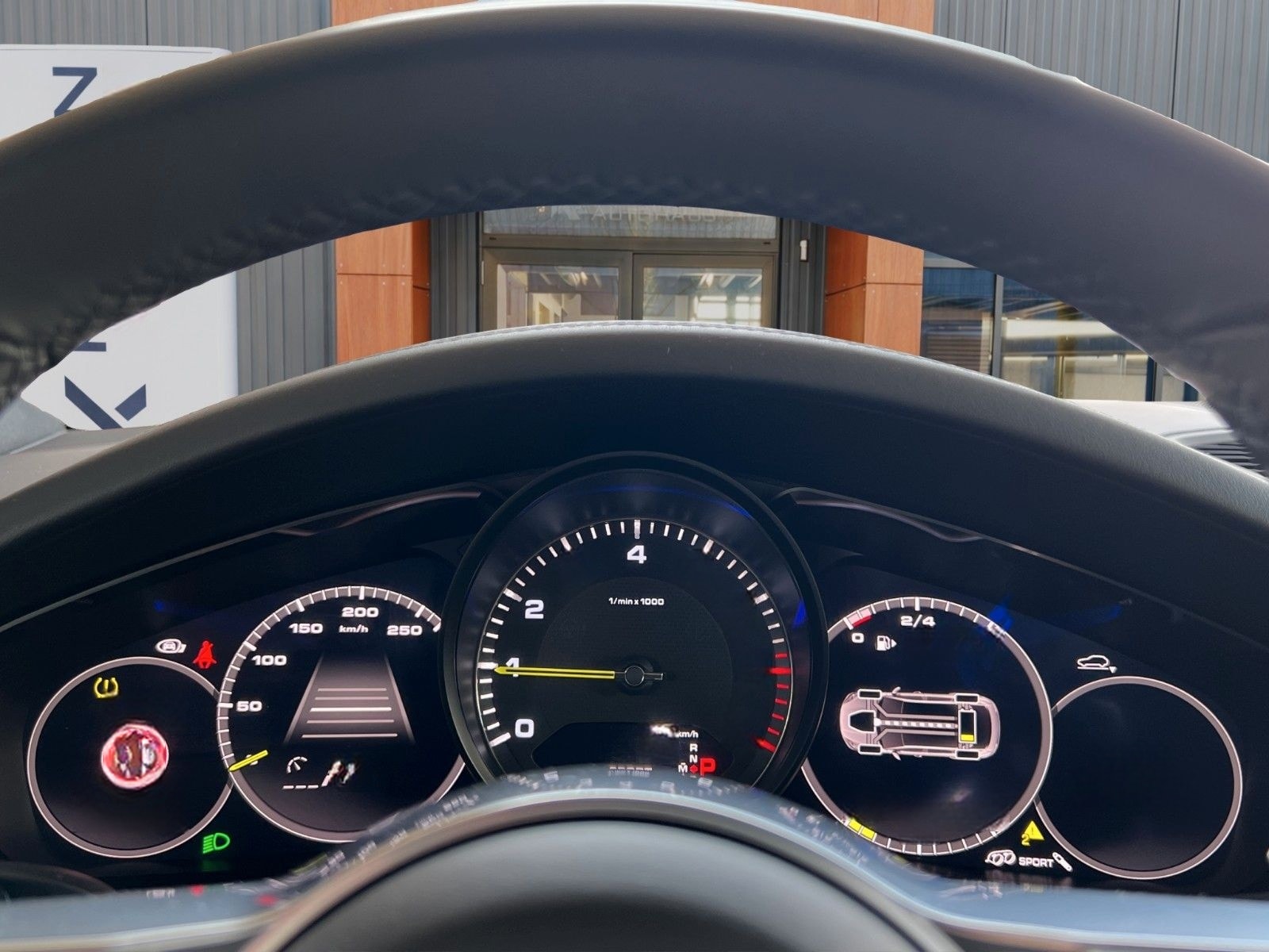 Porsche Cayenne E-Hyb. Coupe PLATINUM Ed. SPORT DESIGN! foto 10