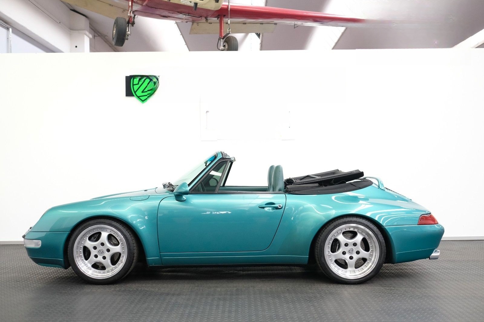 Porsche 993 Carrera/SONDERLACK/HISTORIE/18ZOLL foto 10