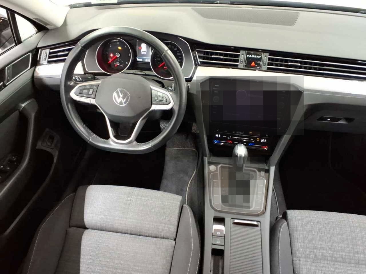 Volkswagen Passat Variant 2.0 TDI Aut. AHK LED NAV foto 6