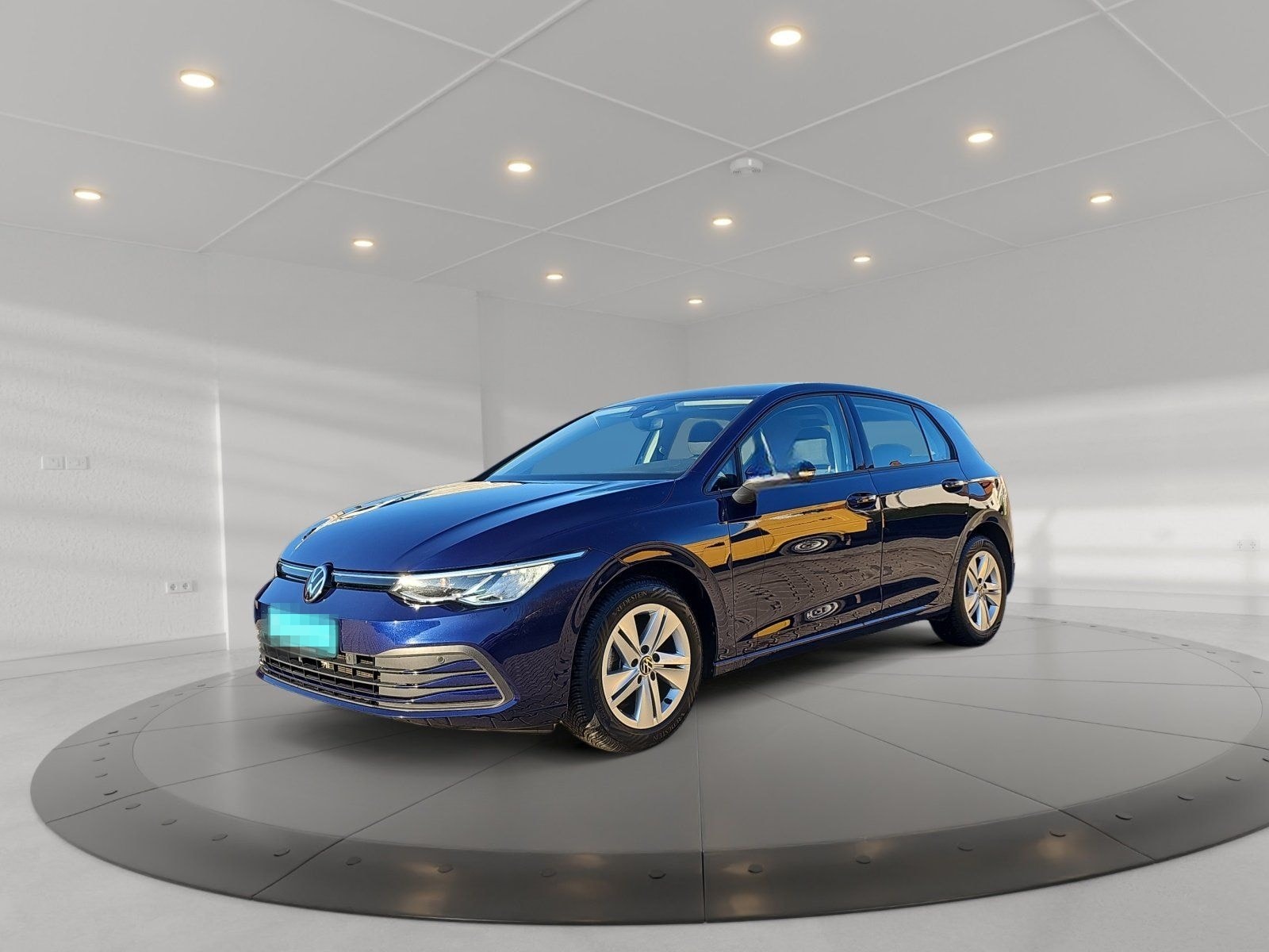 Volkswagen Golf VIII 1.5 TSI Life ACC Akustikglas DynLicht foto 2