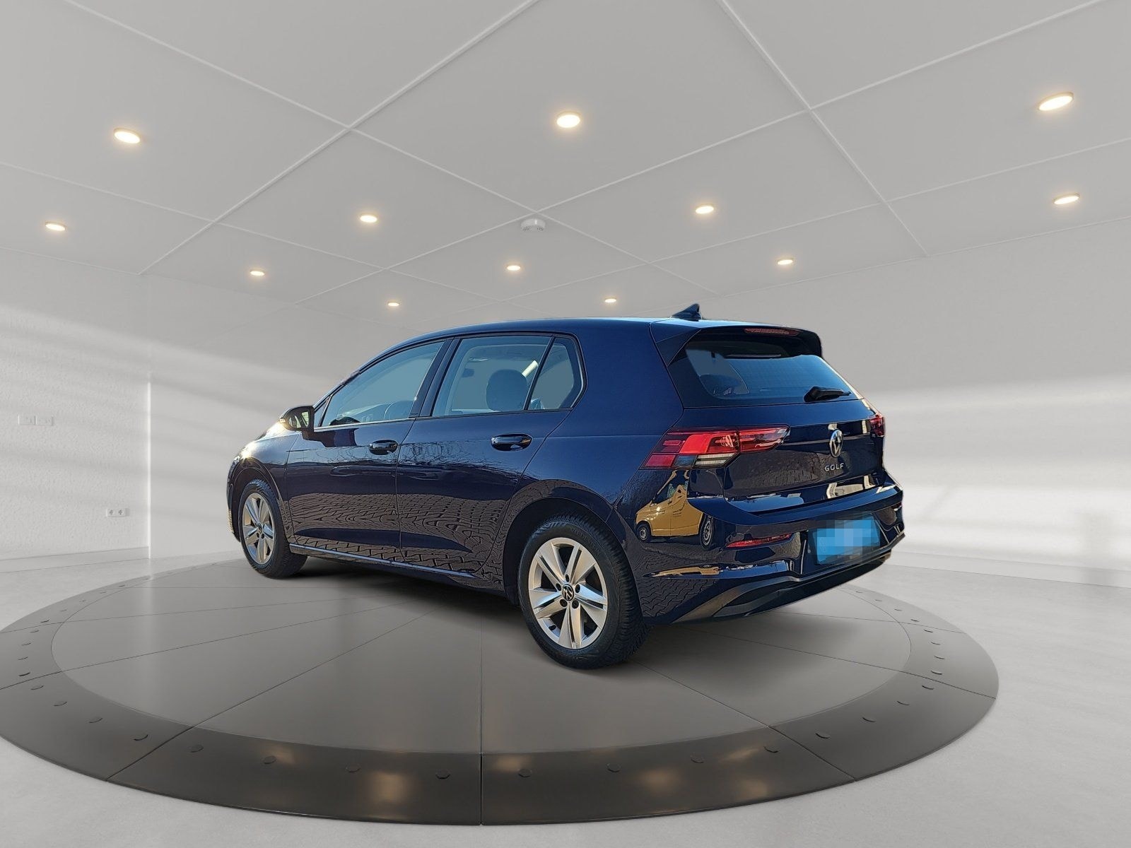 Volkswagen Golf VIII 1.5 TSI Life ACC Akustikglas DynLicht foto 4