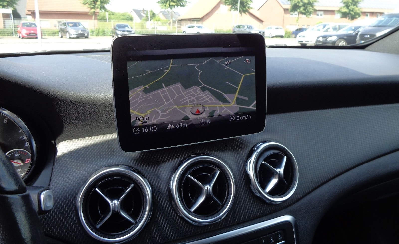 Mercedes-Benz GLA 200 Autom., Kam. Navi.LM, Keyl.LED,Met. PTS, foto 6