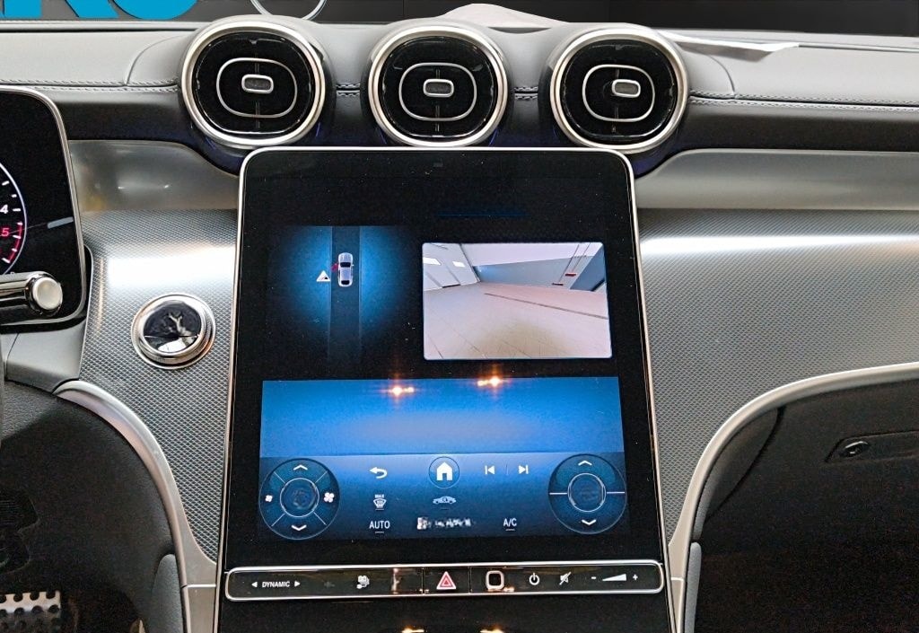 Mercedes-Benz GLC 300 de 4M Coupé AMG DISTRONIC KAMERA PDC LED foto 11