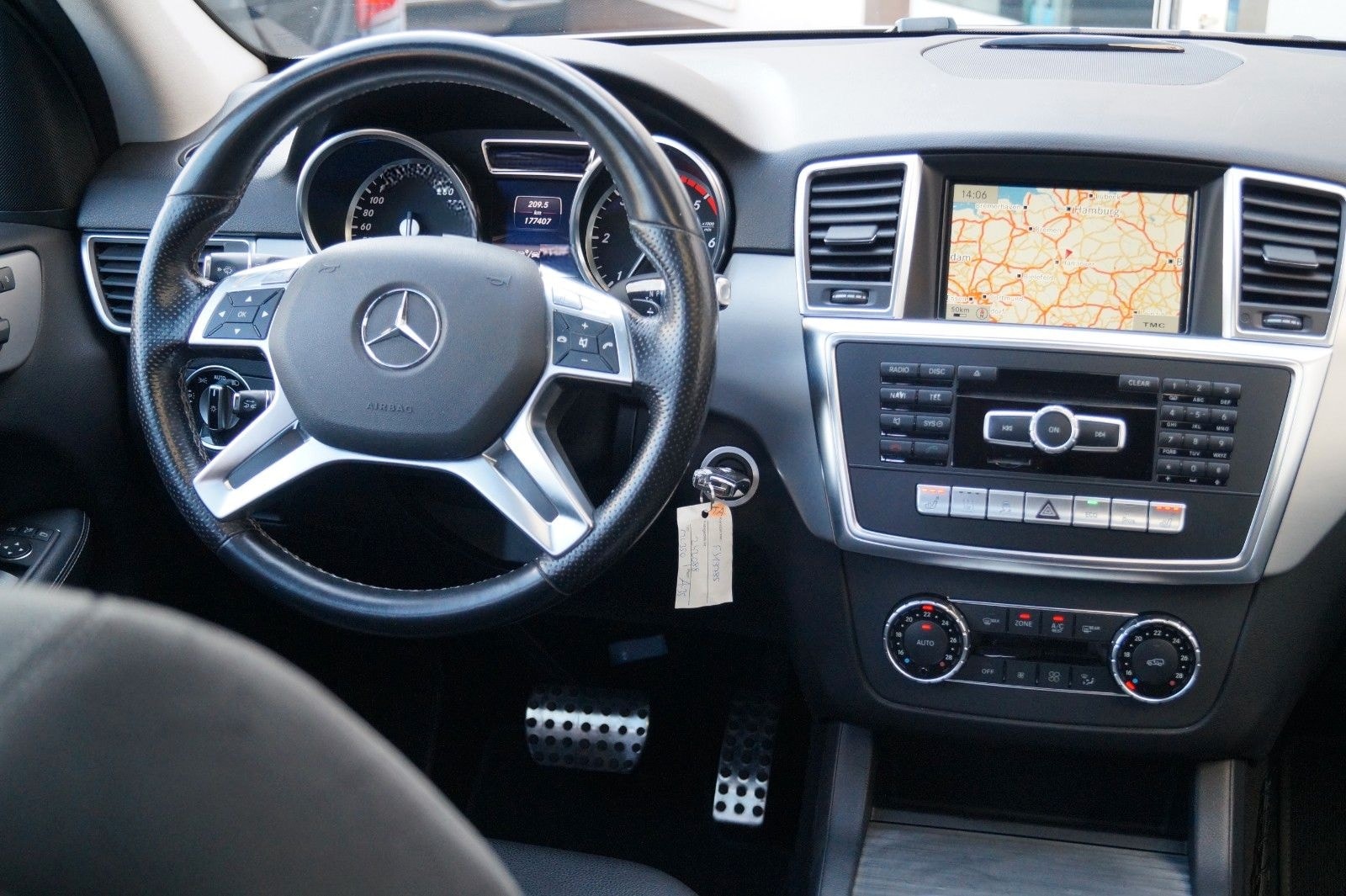 Mercedes-Benz ML 350 CDI BlueTec 4Matic 7G-Tronic Sportpaket foto 12