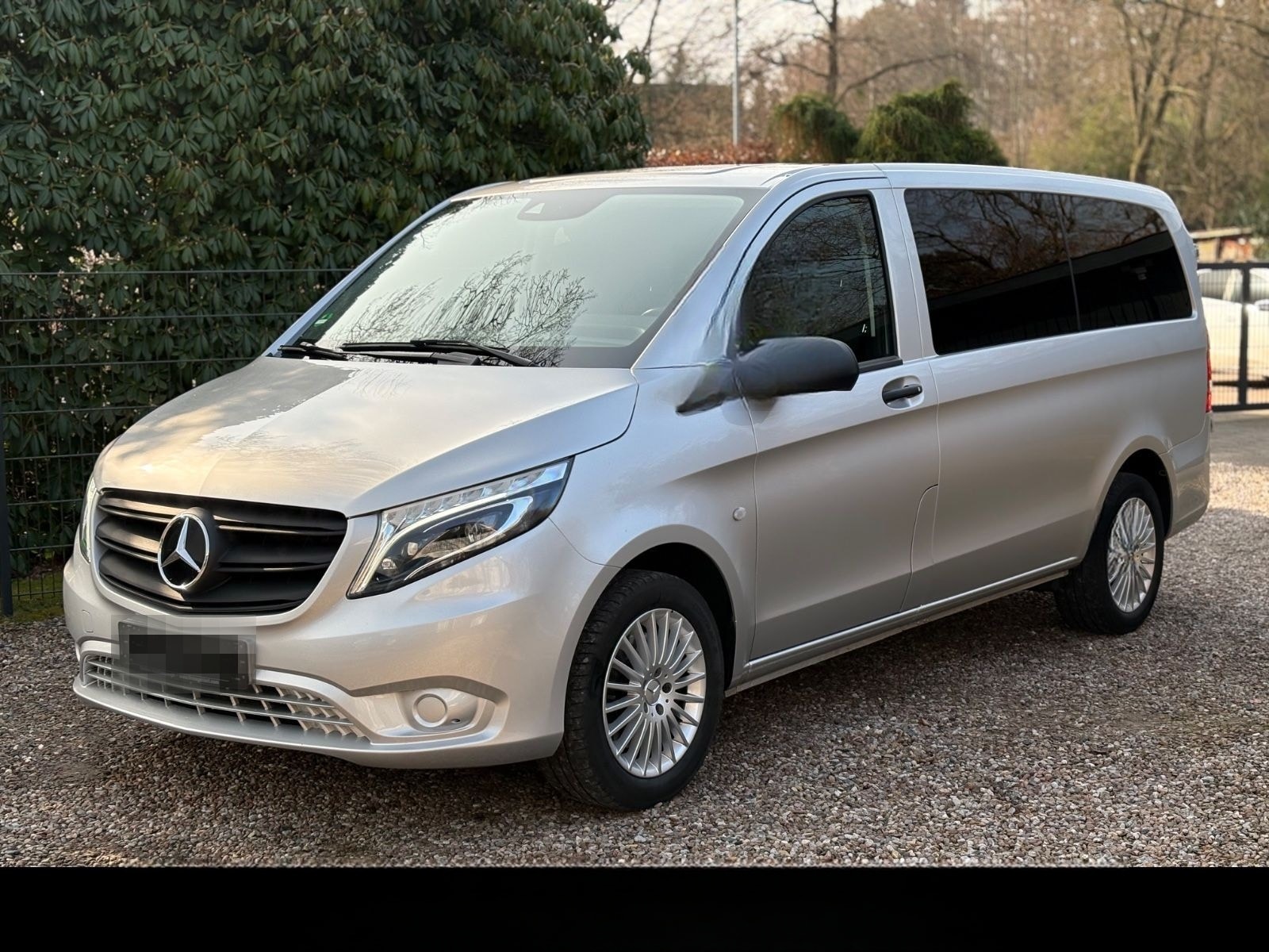 Mercedes-Benz Vito Mixto 119 RWD lang 9G+LED+AHK+TEMPO+SITZH. foto 1