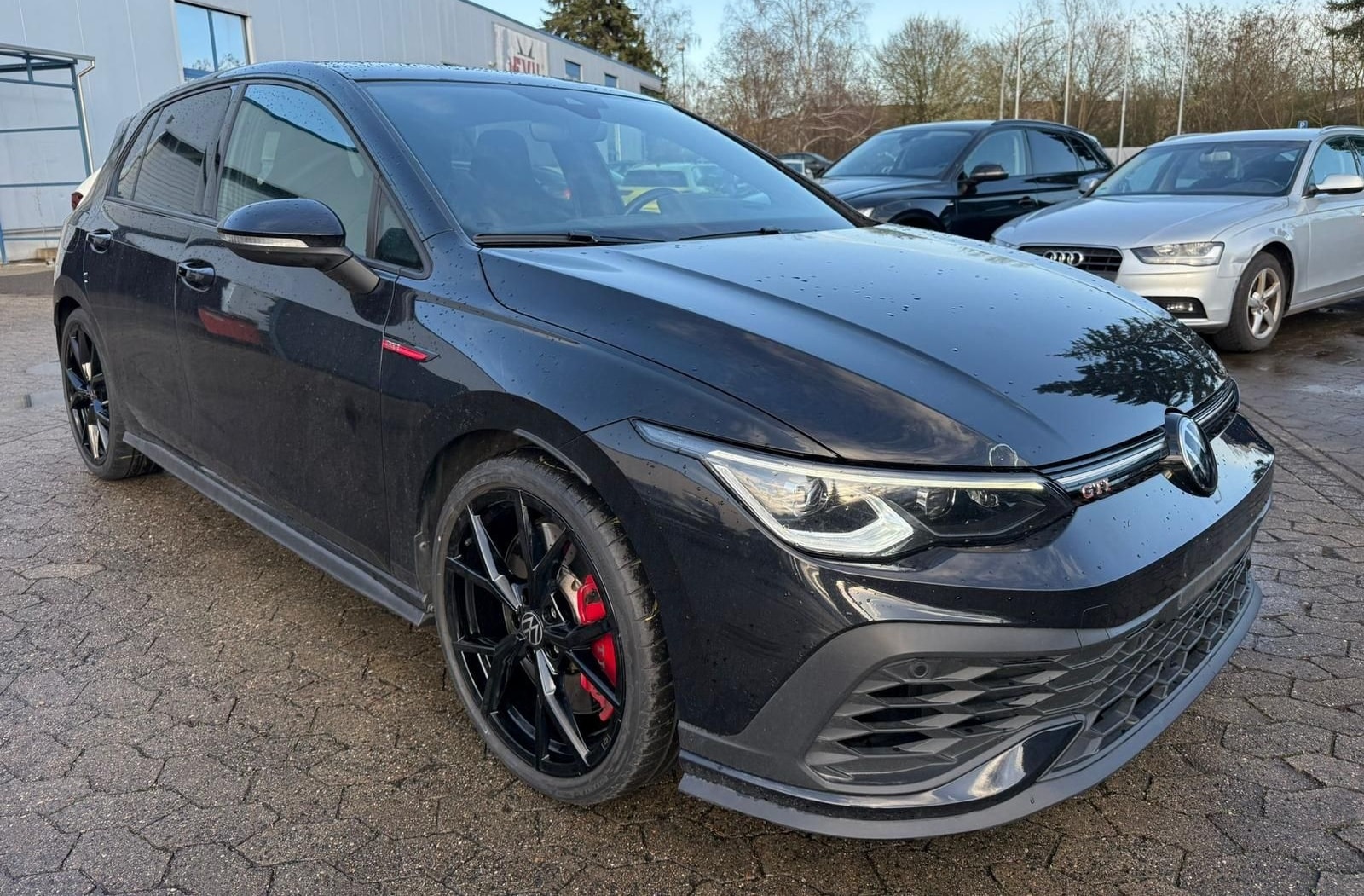 Volkswagen Golf GTI Clubsport 2.0 TSI /HUD/PANO/TRAVEL/CAM/ foto 3