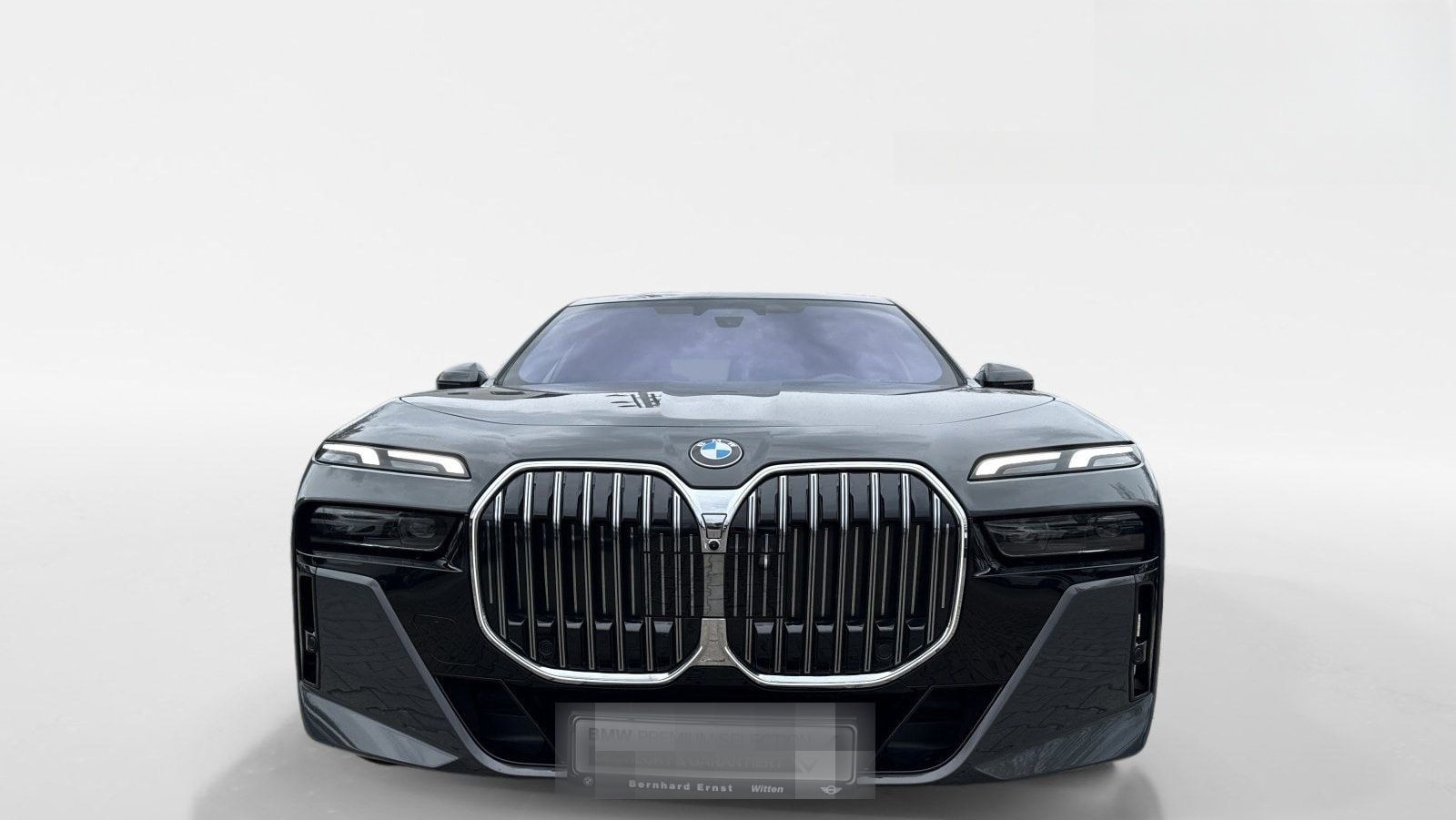 BMW 740d xDrive M SPORT FondEnt,SkyL,StHz,DAPro foto 2