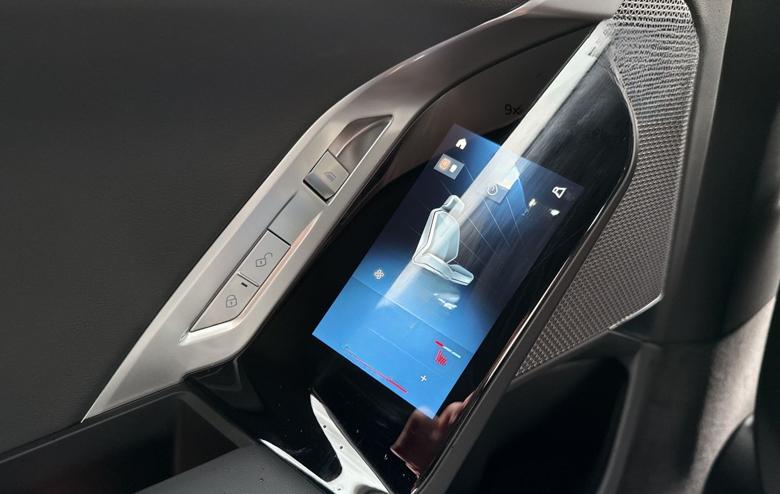 BMW 740d xDrive M SPORT FondEnt,SkyL,StHz,DAPro foto 16