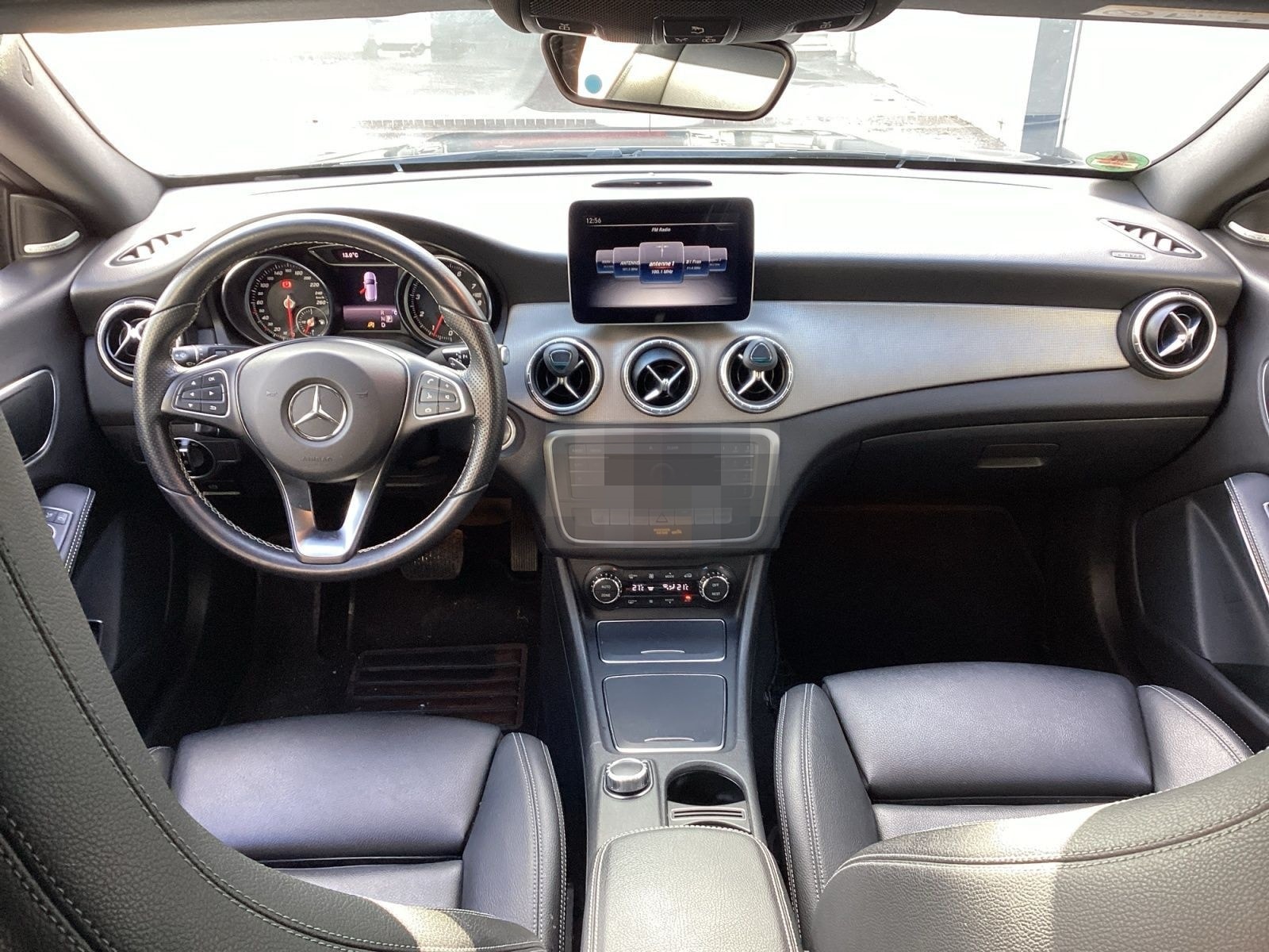 Mercedes-Benz CLA 200 Shooting Brake Urban LED Navi foto 8