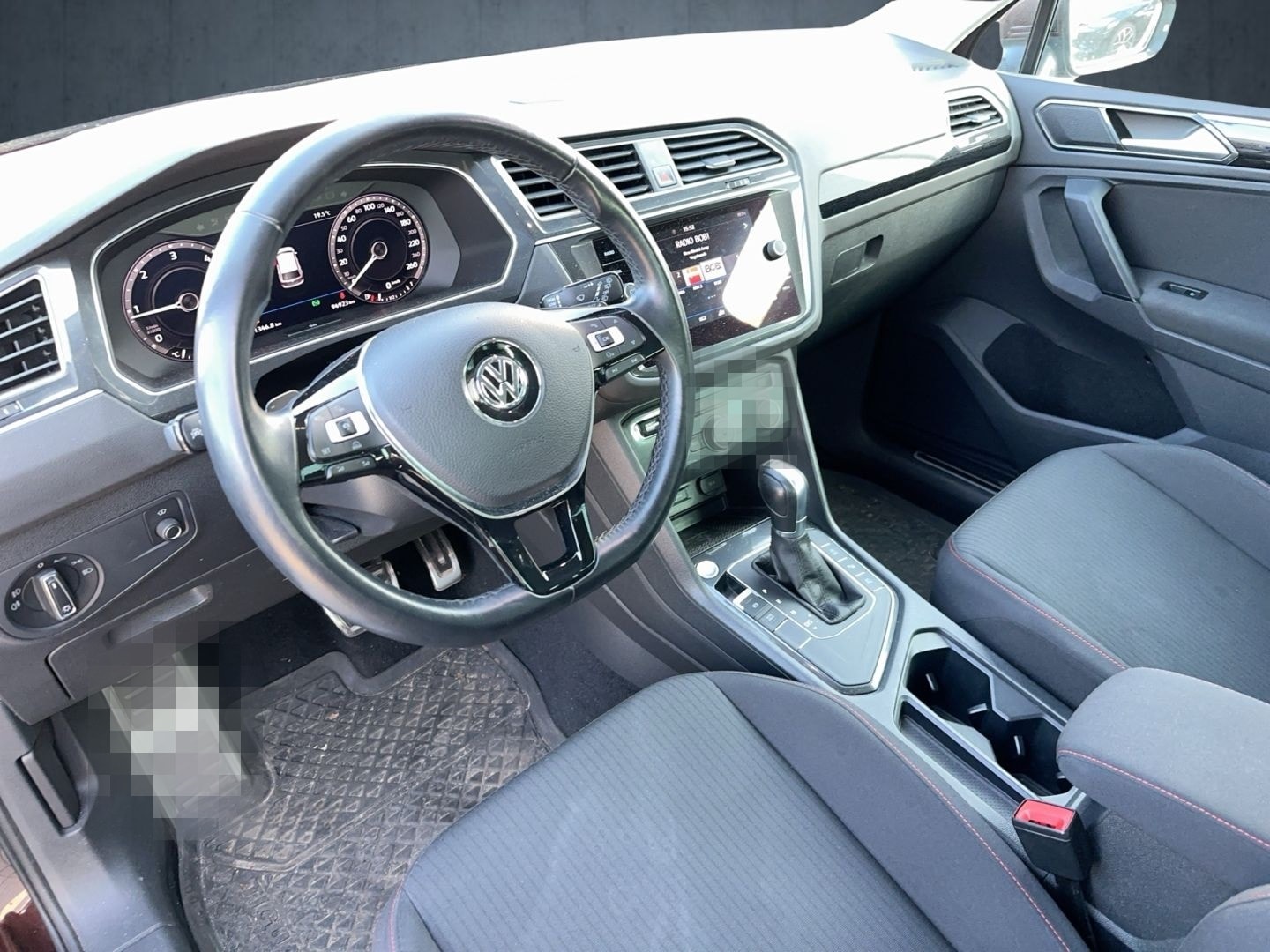 Volkswagen Tiguan 2.0 TDI Sound DSG AHK ACC HEAD-UP LED NAV foto 3