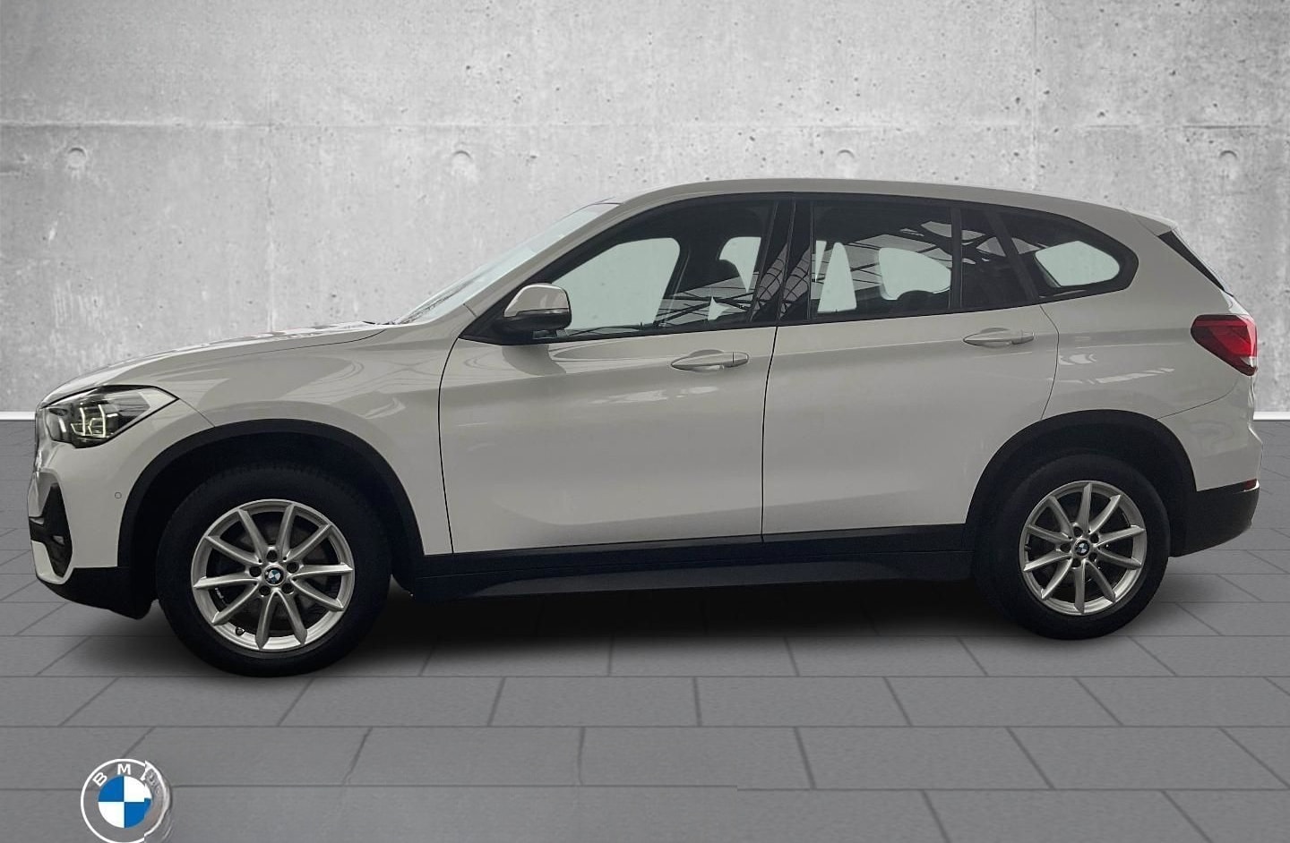 BMW X1 sDrive18d AHK Navi SHZ LED el-HK Klimaautom foto 2