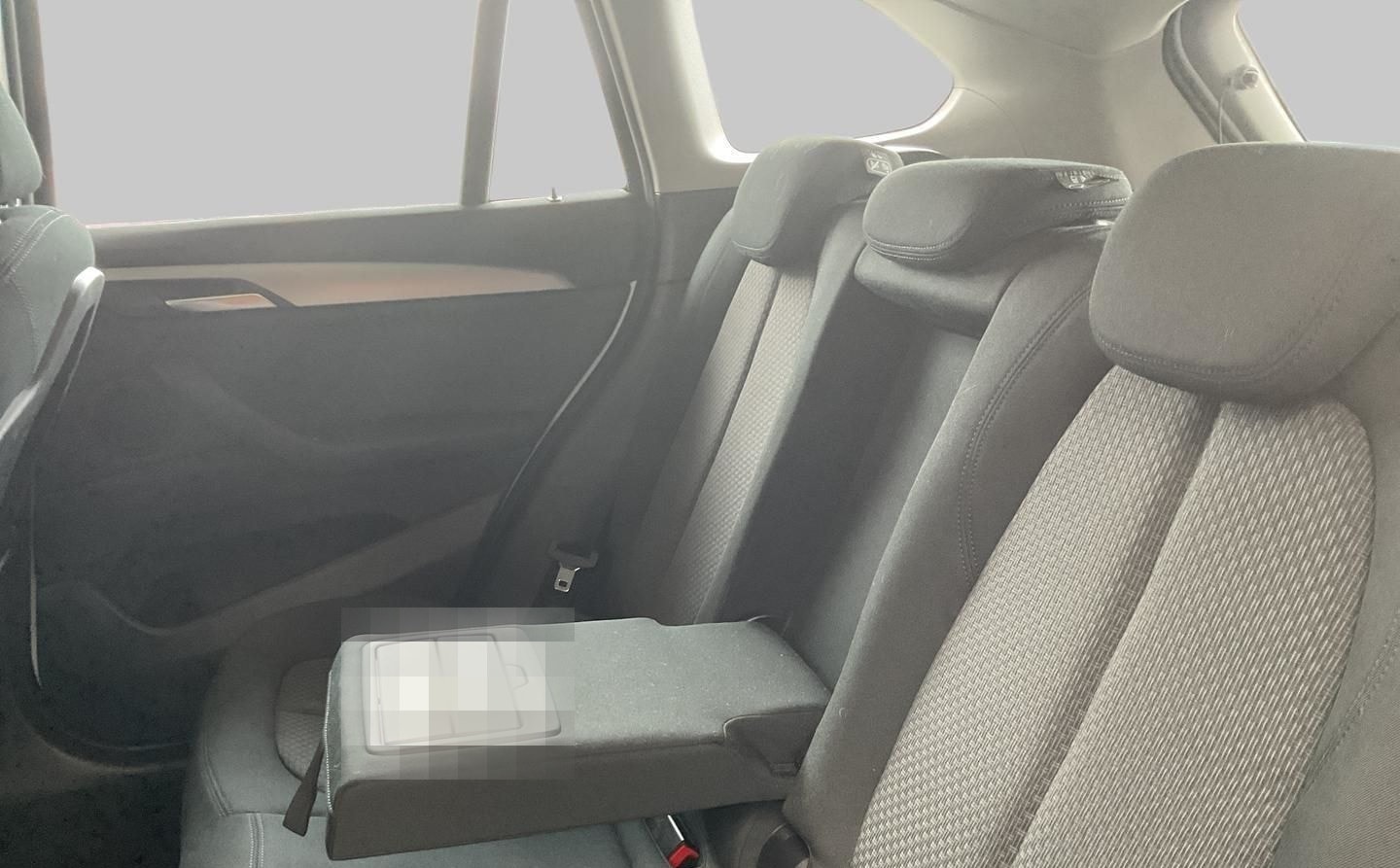 BMW X1 sDrive18d AHK Navi SHZ LED el-HK Klimaautom foto 8