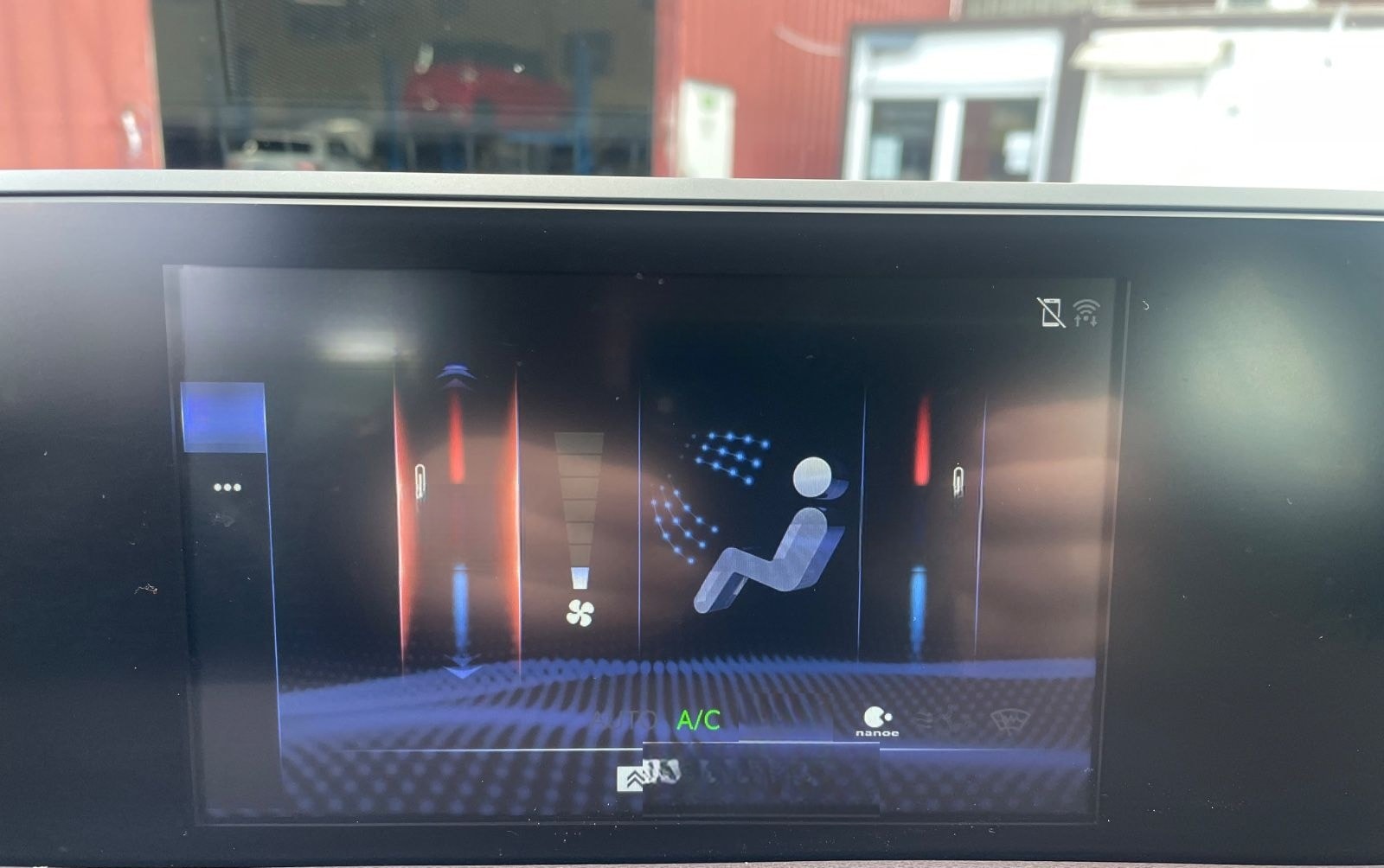 Lexus UX250H 2,0 Hybrid Automatik/Leder/Klima/Navi/Kam foto 22