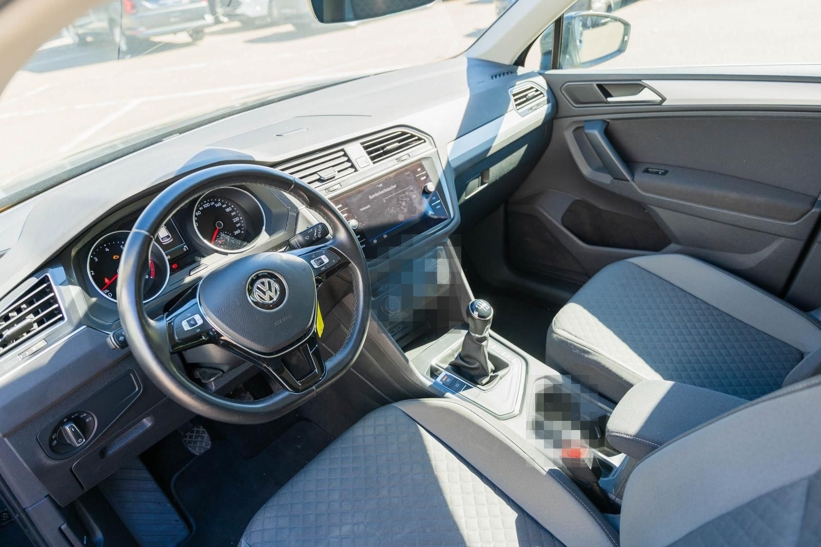 Volkswagen Tiguan Comfortline AHK-klappbar+SHZ+Spurhalteass foto 11