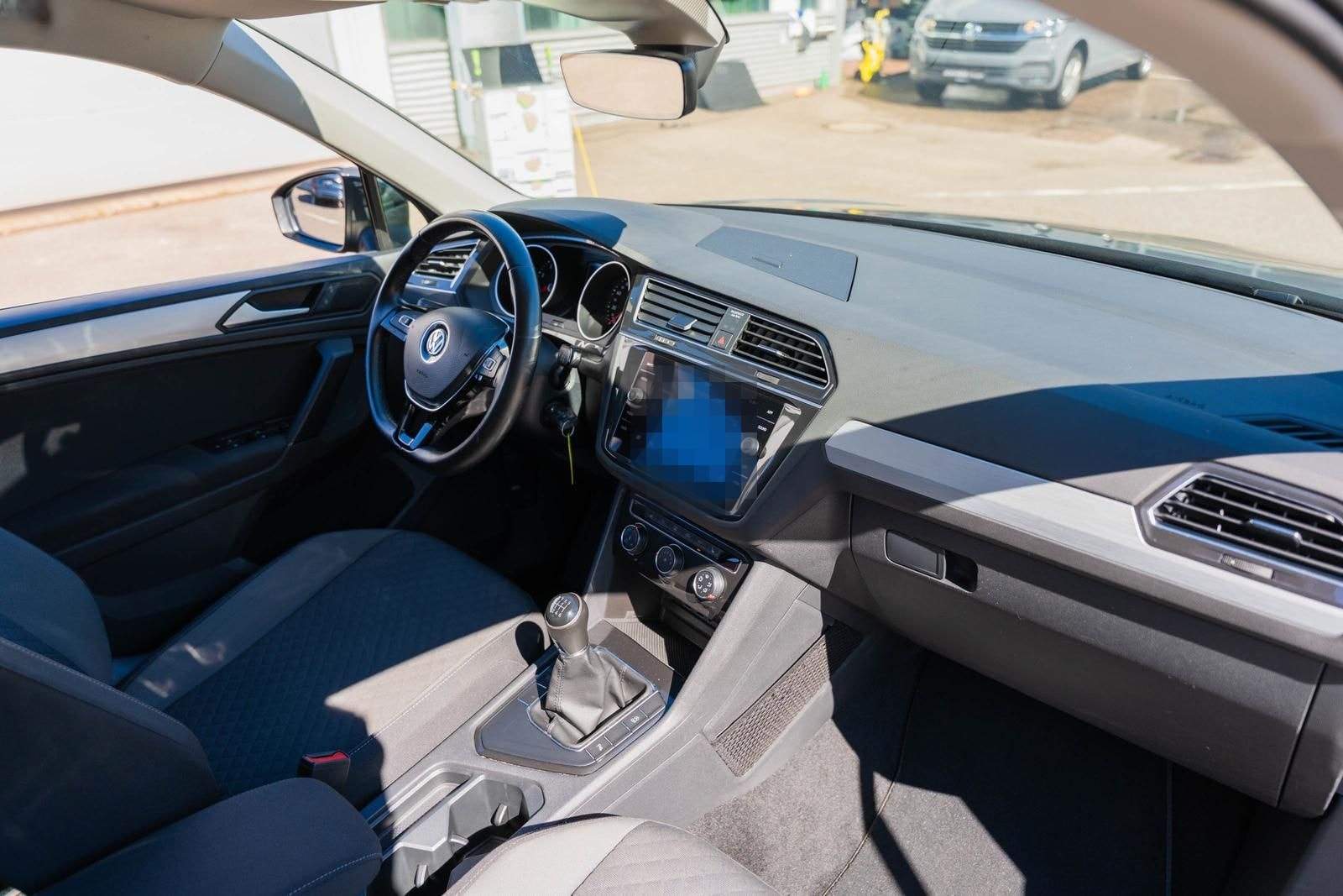 Volkswagen Tiguan Comfortline AHK-klappbar+SHZ+Spurhalteass foto 13