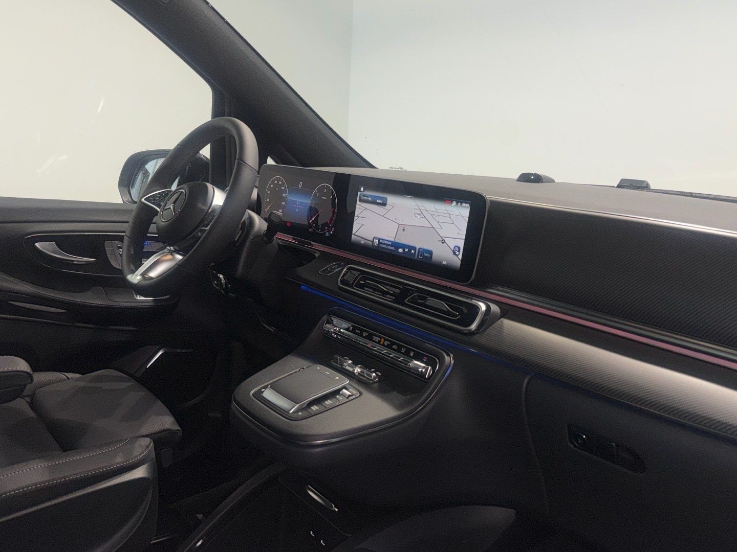 Mercedes-Benz V 300 d Avantgarde 4x4 lang AMG AIRMATIC Pano 9G foto 13