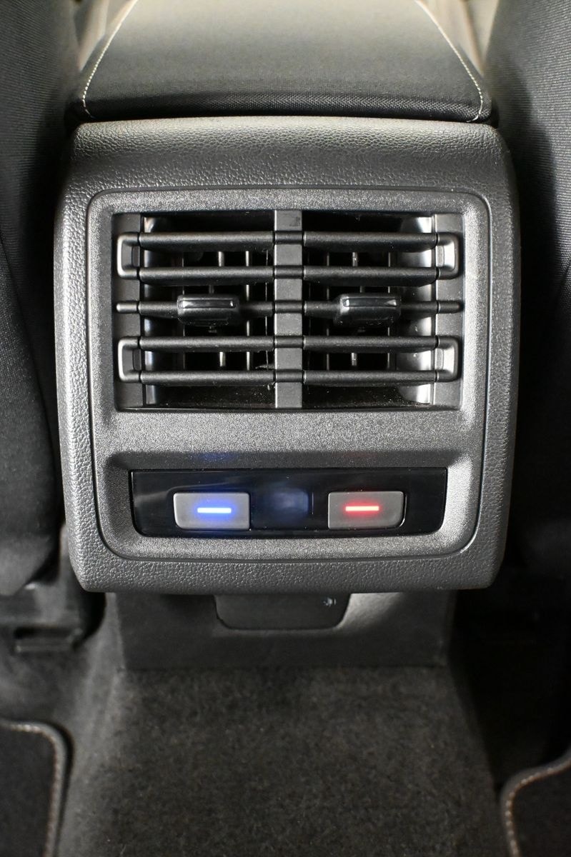 Volkswagen Golf Style *IQ-LIGHT*AHK*KAMERA*KEYLESS*CARPLAY foto 23