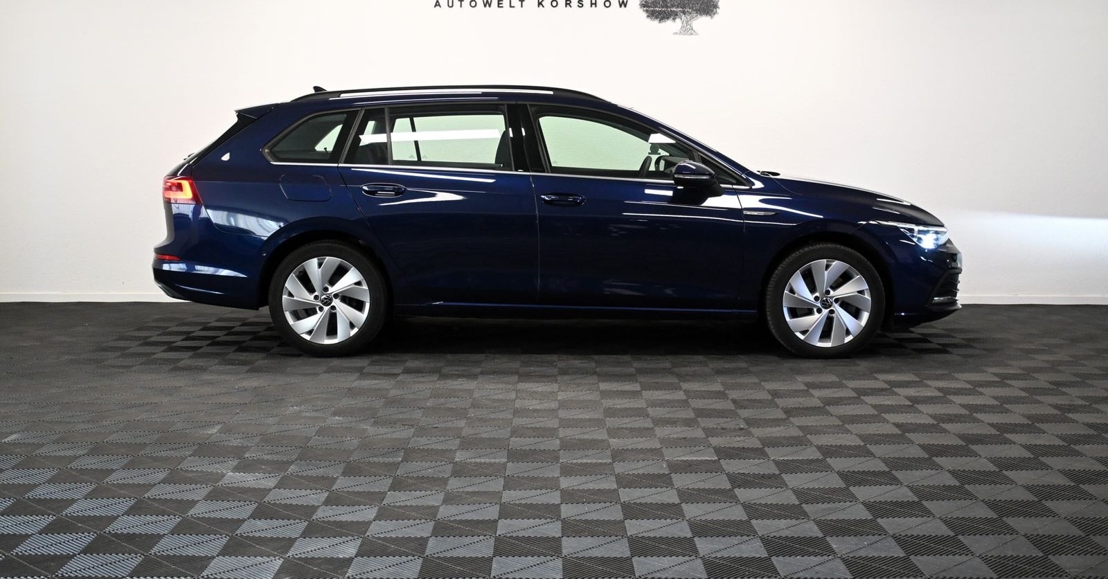 Volkswagen Golf Style *IQ-LIGHT*AHK*KAMERA*KEYLESS*CARPLAY foto 5