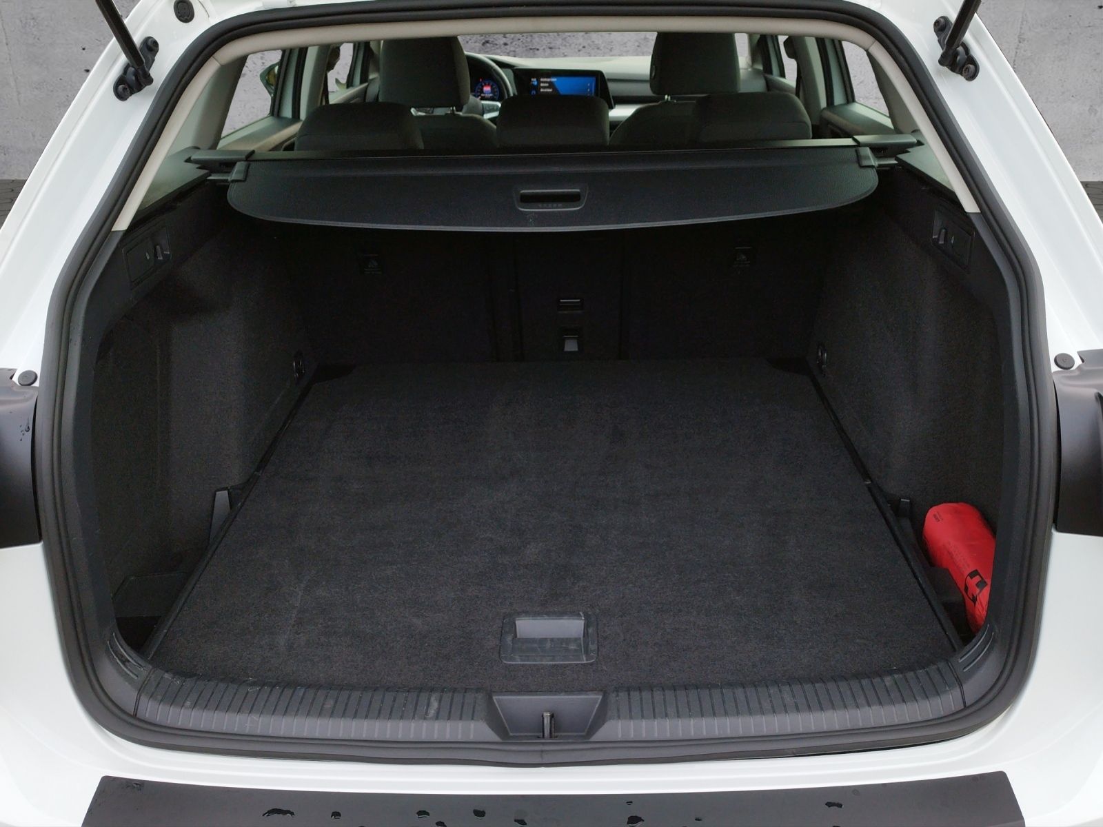 Volkswagen Golf VIII Variant Life 2.0TDI DSG AHK/NAV/ACC foto 12