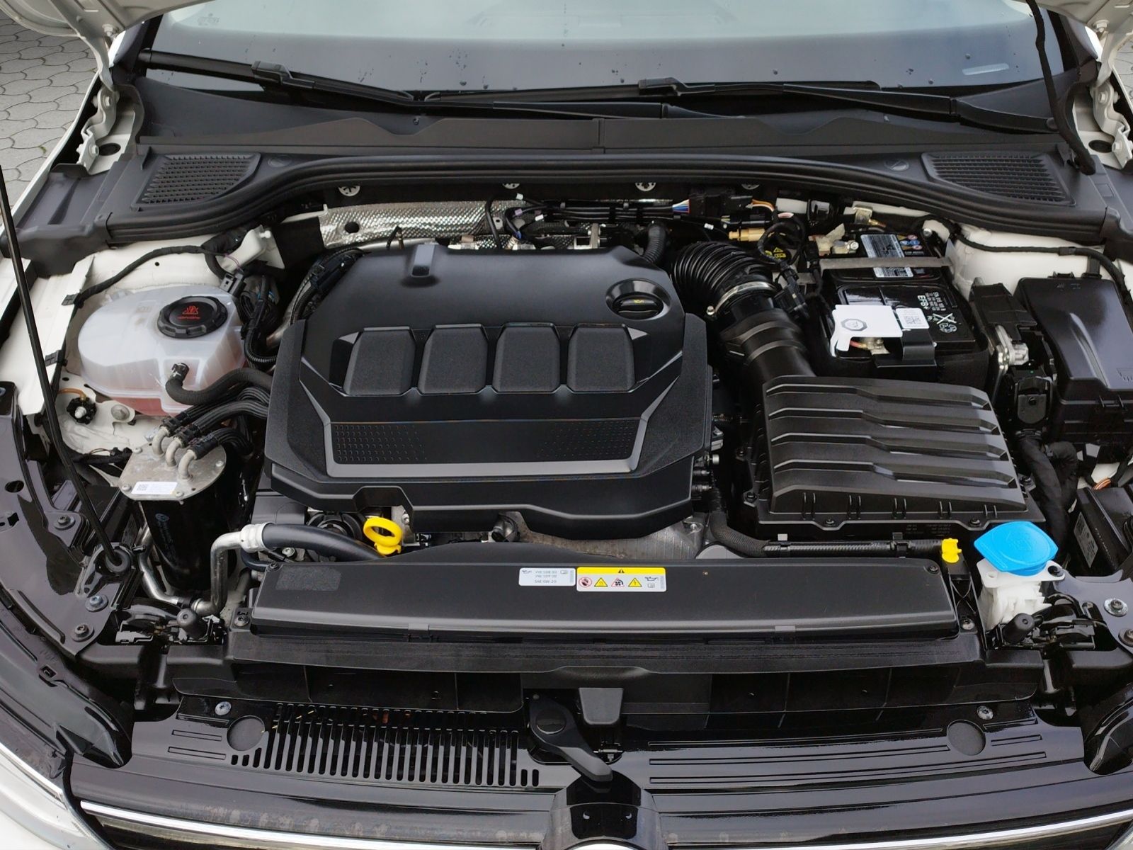 Volkswagen Golf VIII Variant Life 2.0TDI DSG AHK/NAV/ACC foto 13