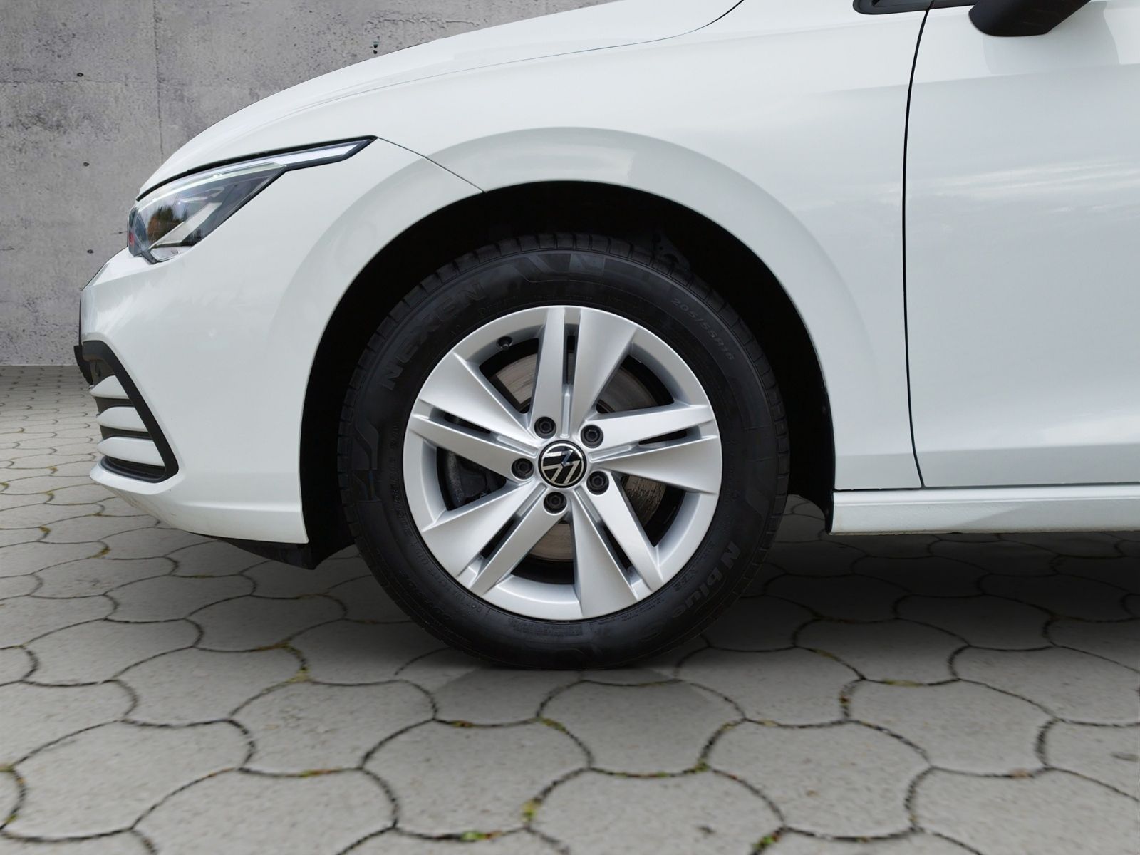 Volkswagen Golf VIII Variant Life 2.0TDI DSG AHK/NAV/ACC foto 5