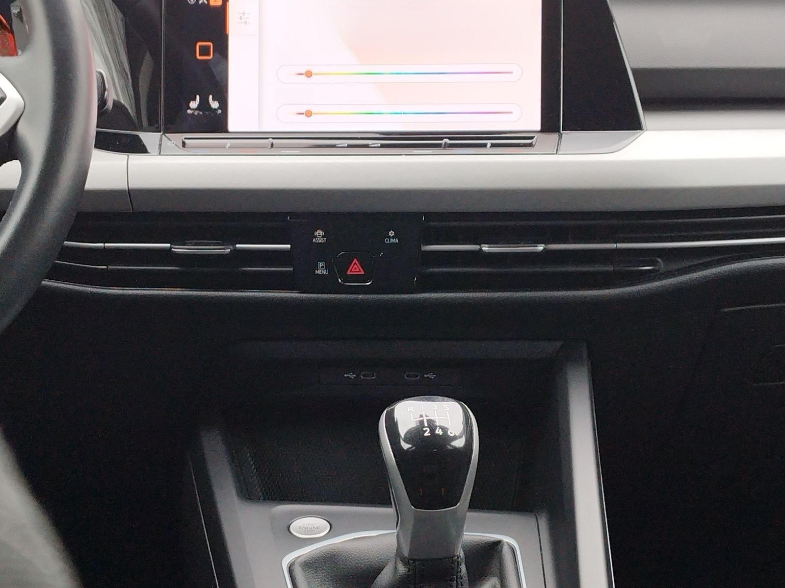 Volkswagen Golf VIII Life 1.5 TSI 5JG/LED+/L+S/LIGHTASSIST foto 18