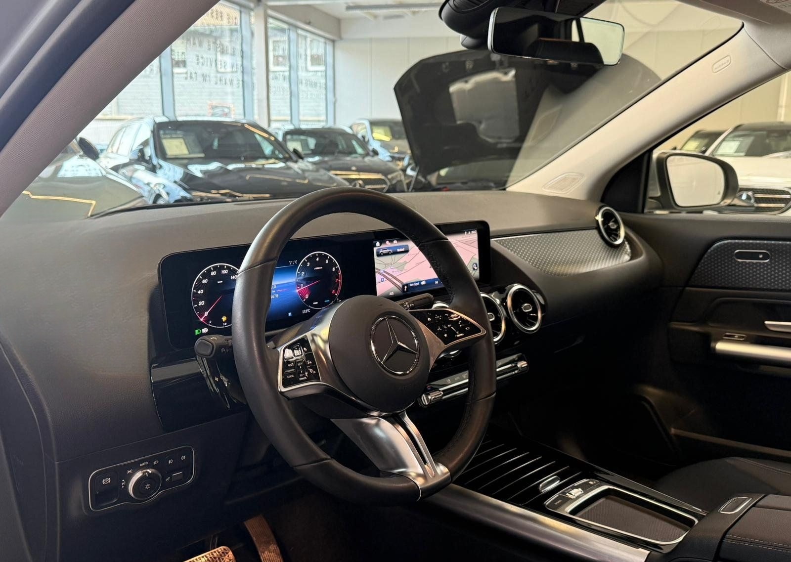 Mercedes-Benz GLA 200 PROGRESSIVE ADV. 360°+AHK+EASYPACK+LED foto 14