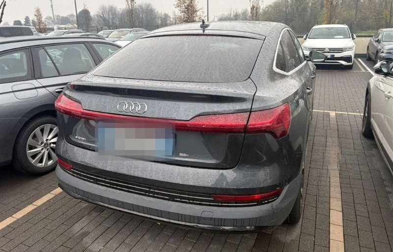 Audi E-TRON SPORTBACK 55 MATRIX/ACC/KEYLESS/PANO/360° foto 8